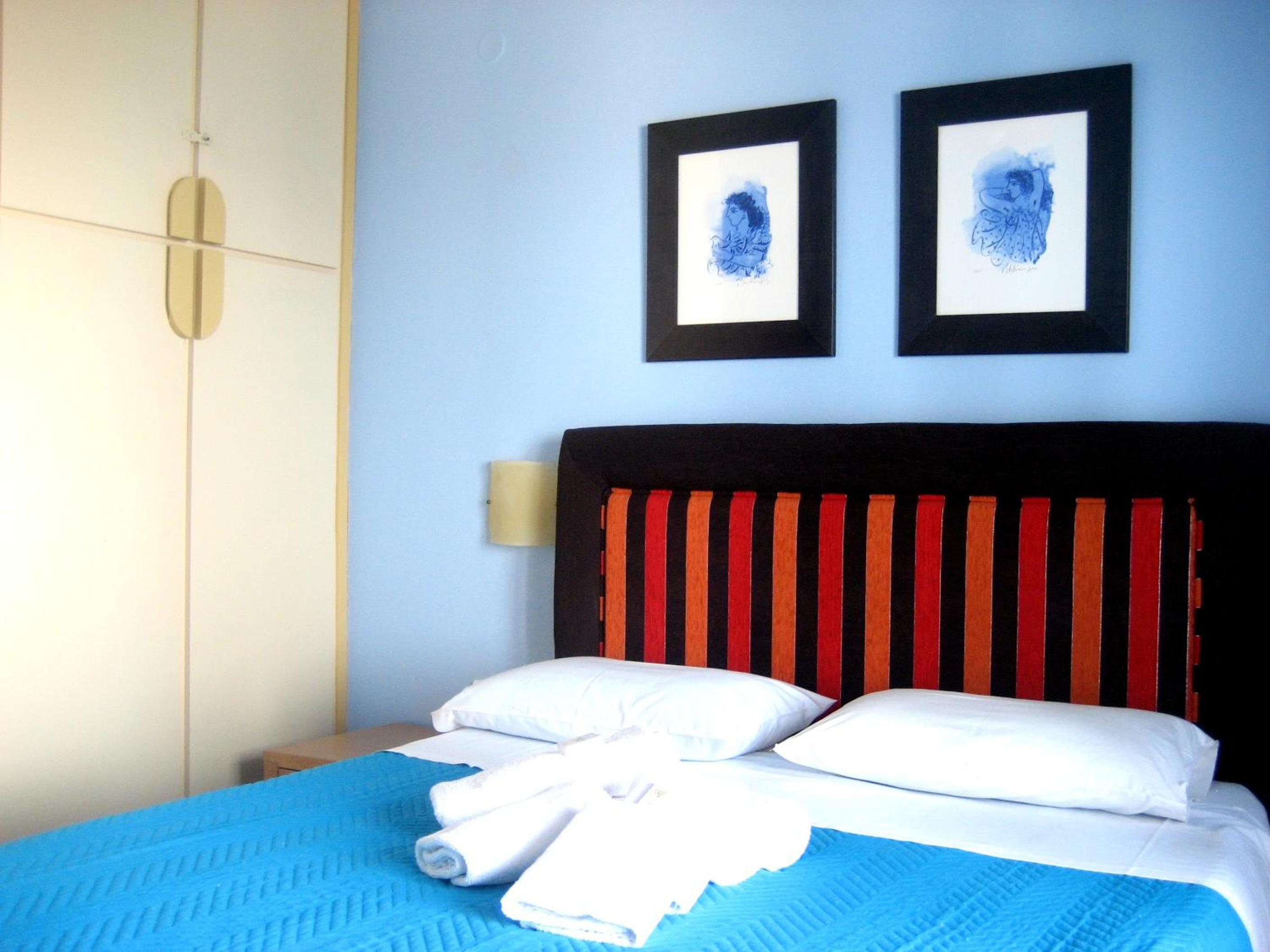 Two-Bedroom Penthouse Apartment with Sea View - Split Level photo 1