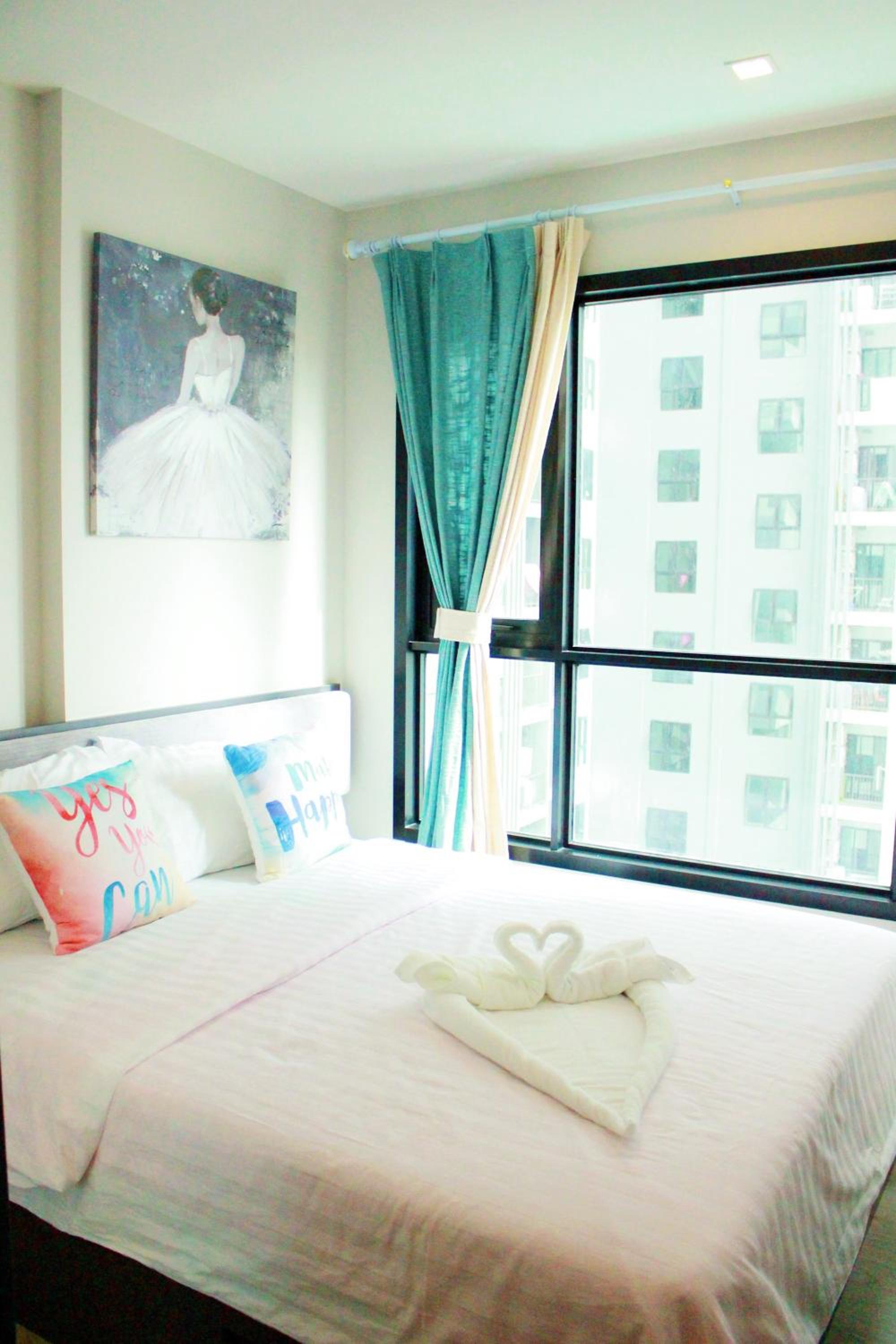 One-Bedroom Apartment with Balcony - Photo 54