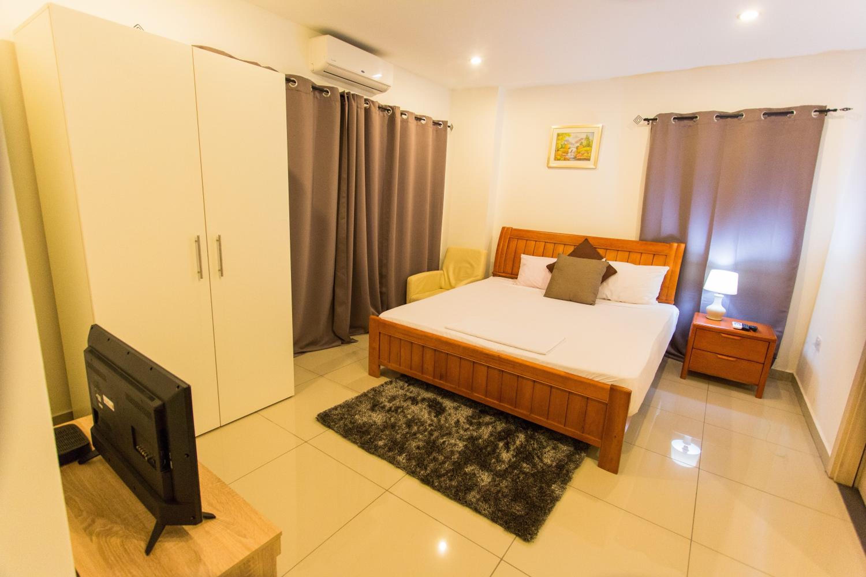 Studio Suite Apartment photo 3