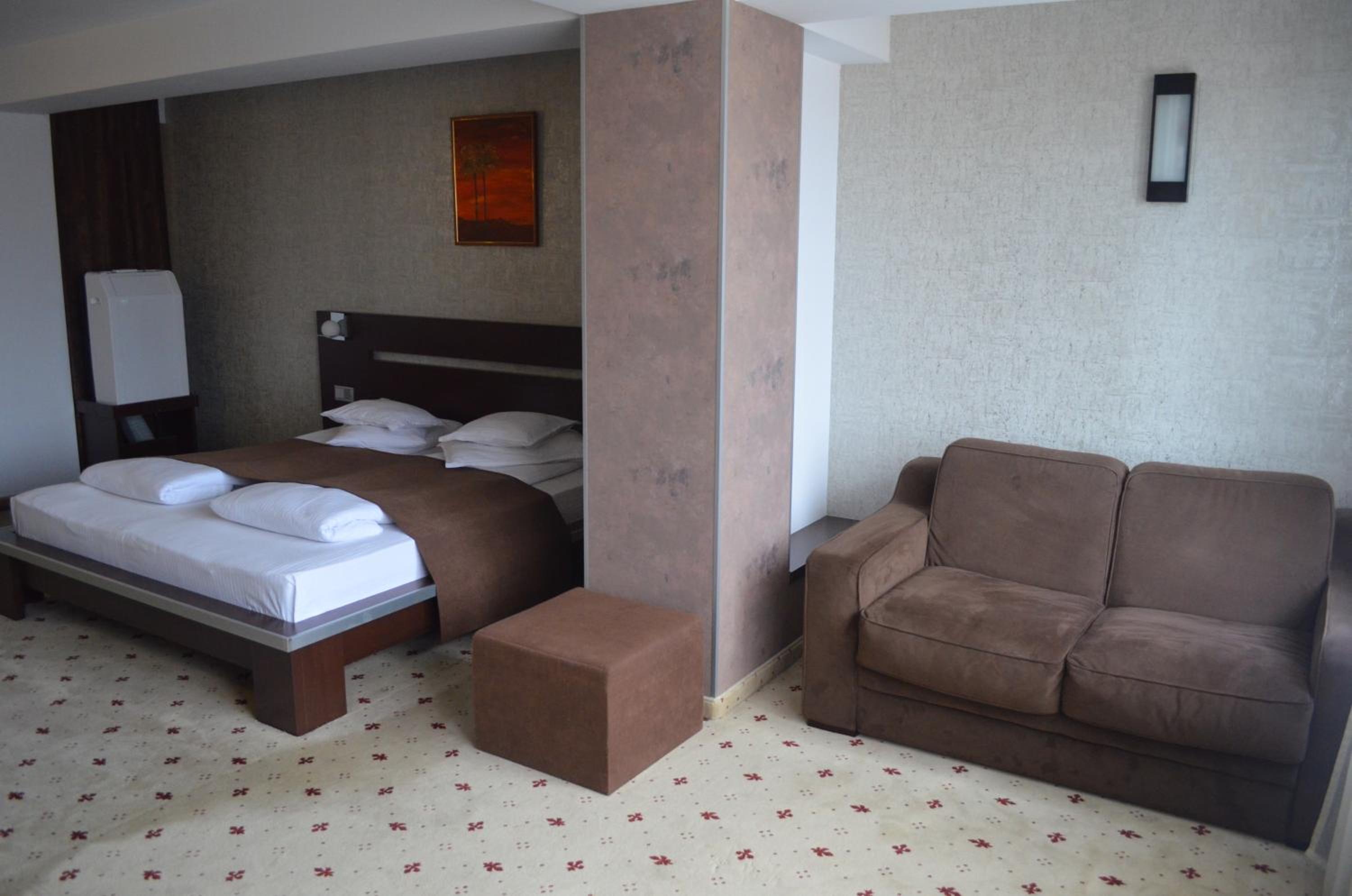 Superior Double Room - Photo 3