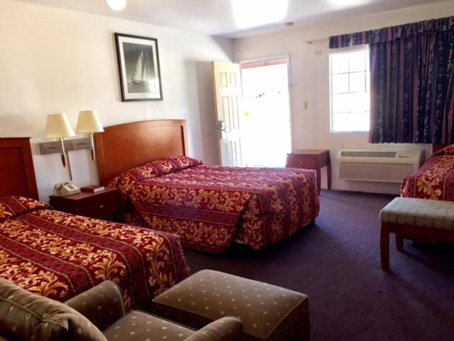 Deluxe Triple Room photo 1