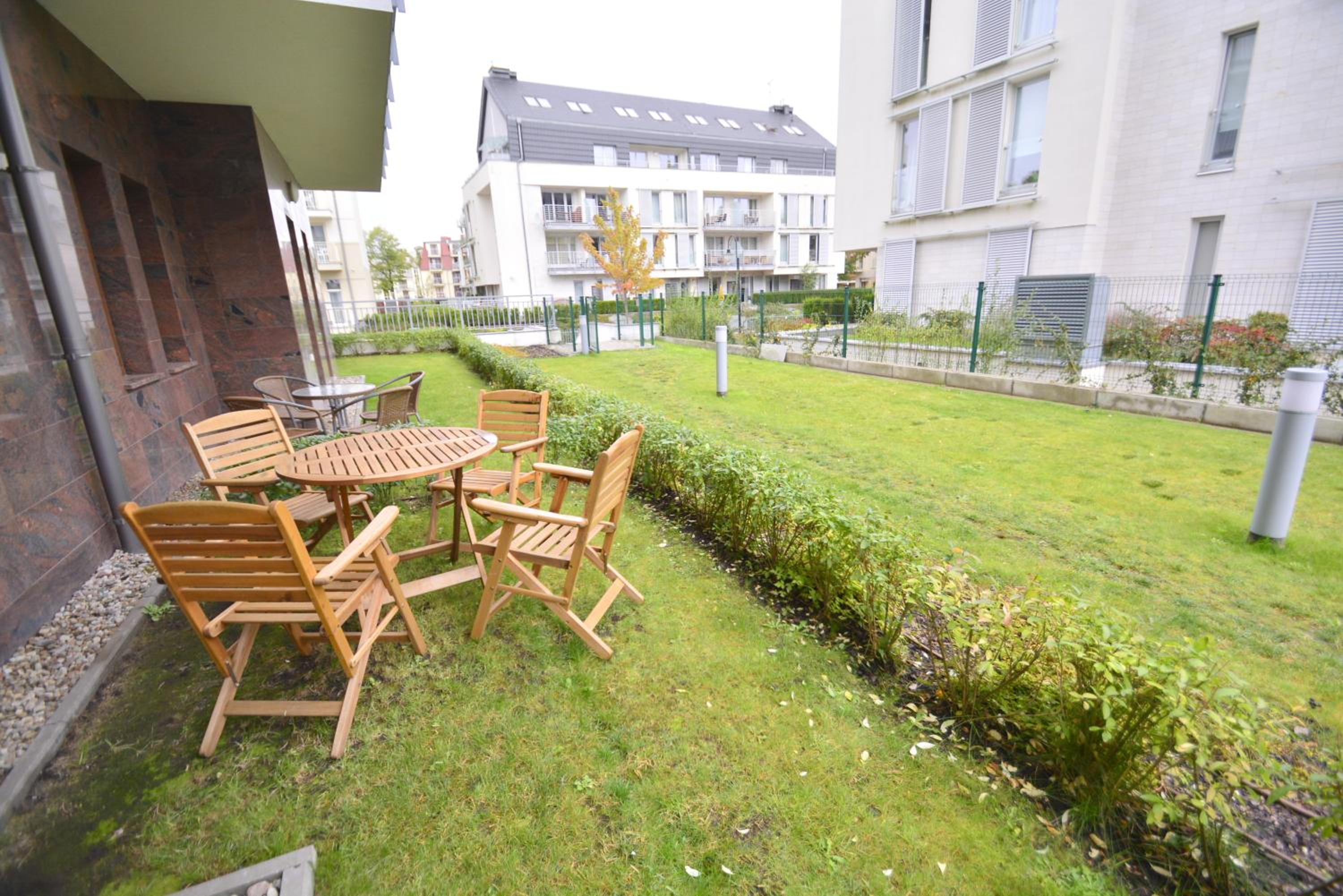 Apartment with Terrace photo 2