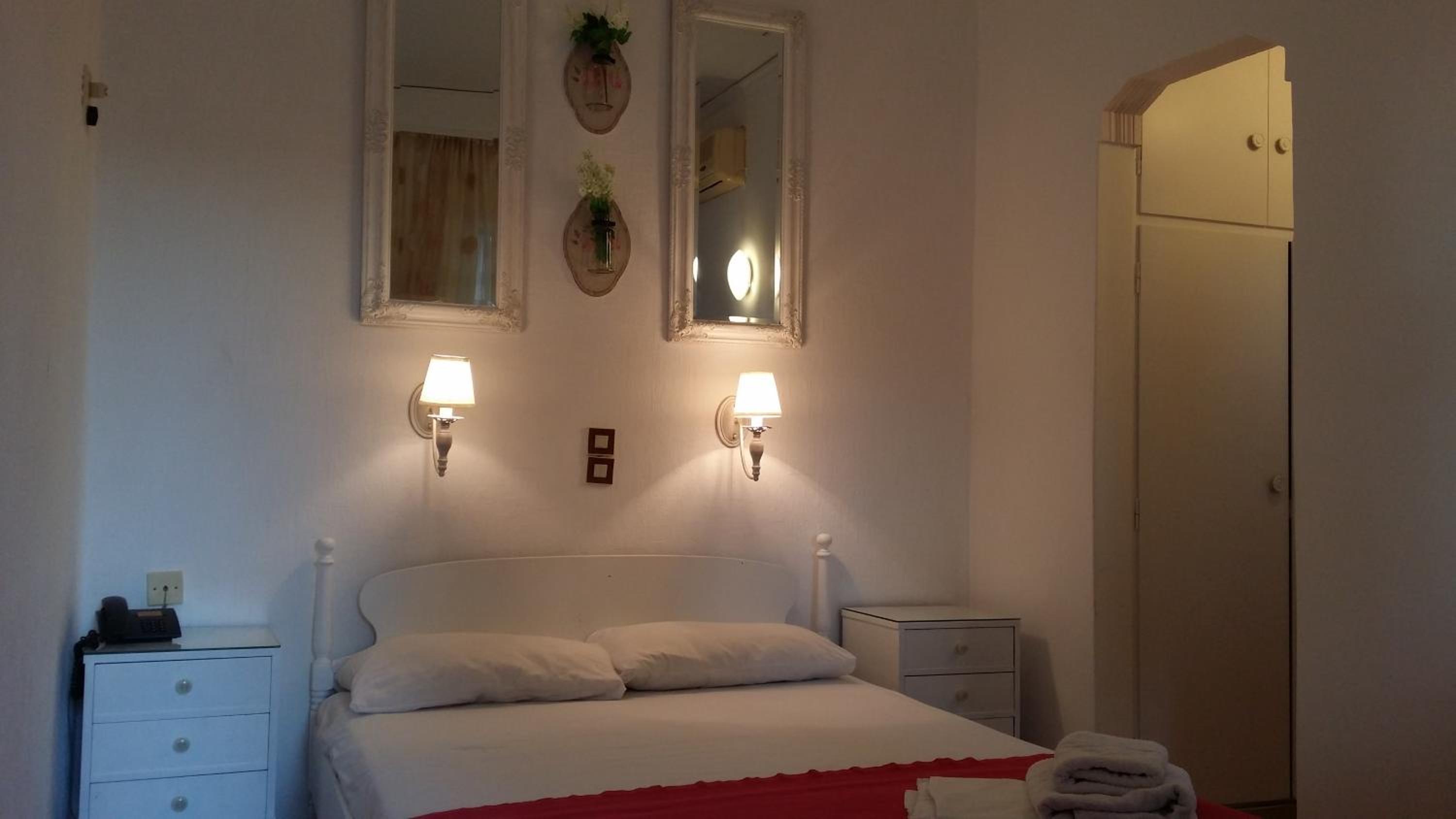 Economy Double Room - Ground Floor - Photo 6