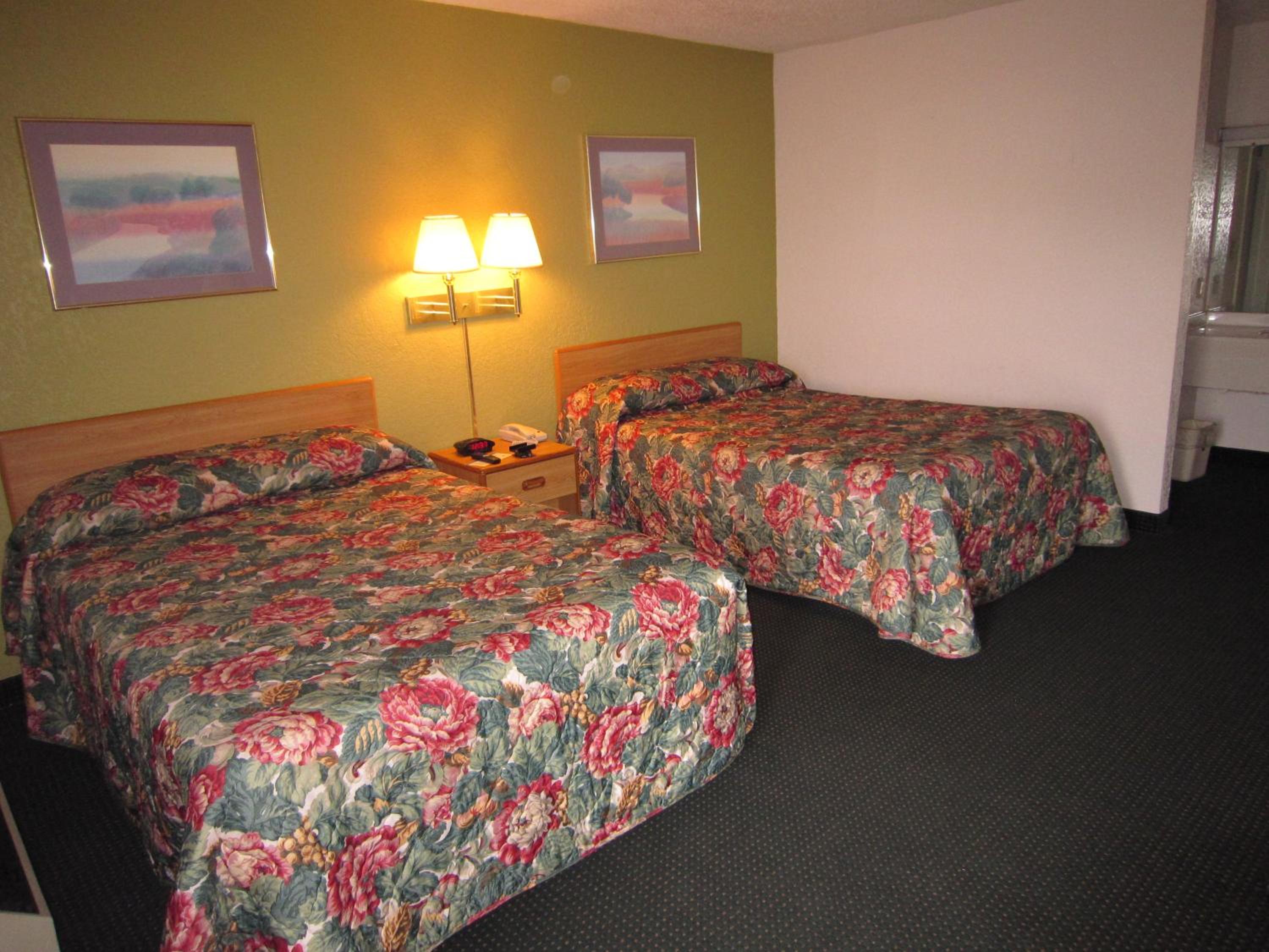 Double Room with Two Double Beds photo 1