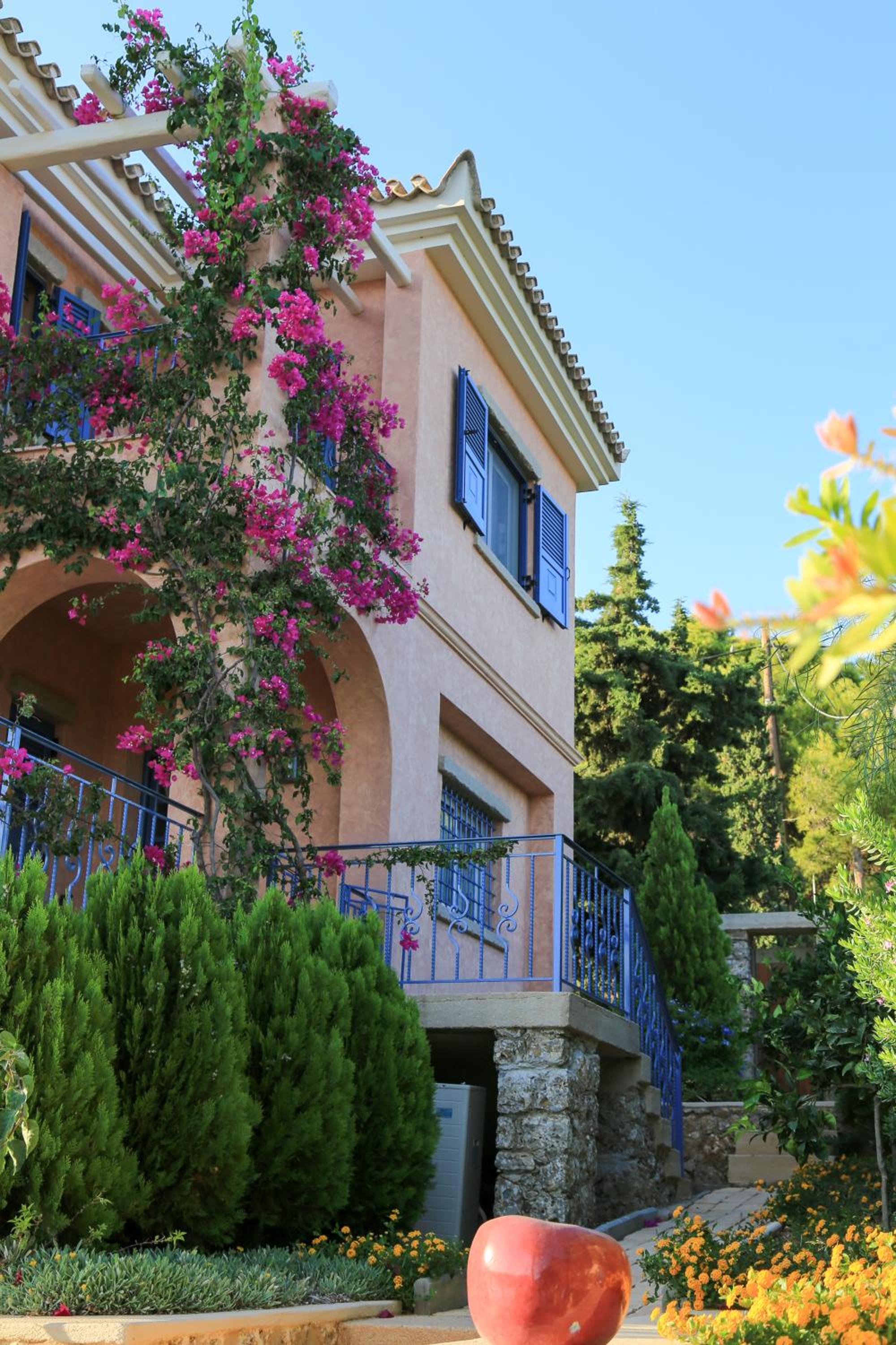 Deluxe Villa - Photo 11