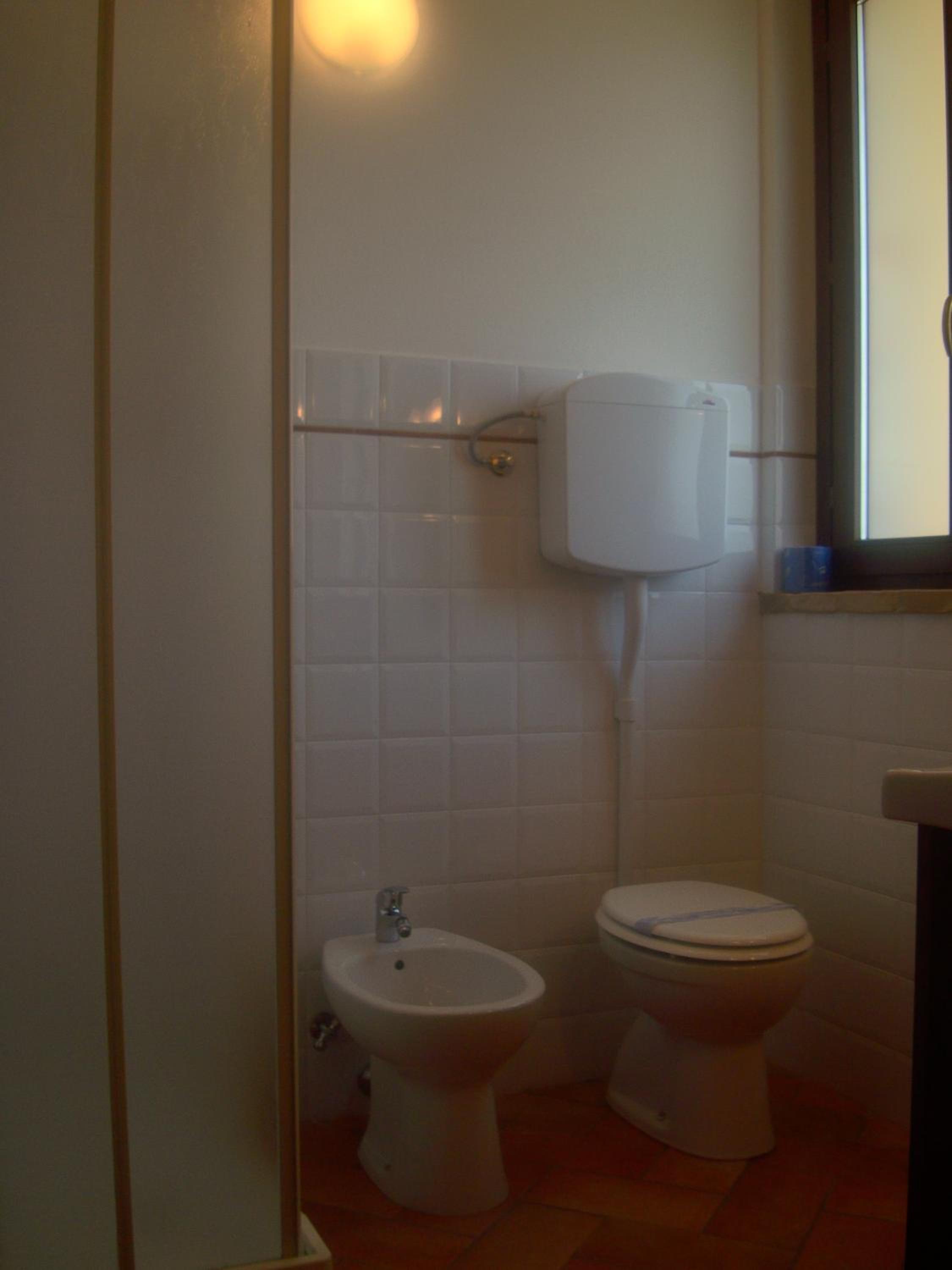 Double or Twin Room with Private Bathroom photo 2
