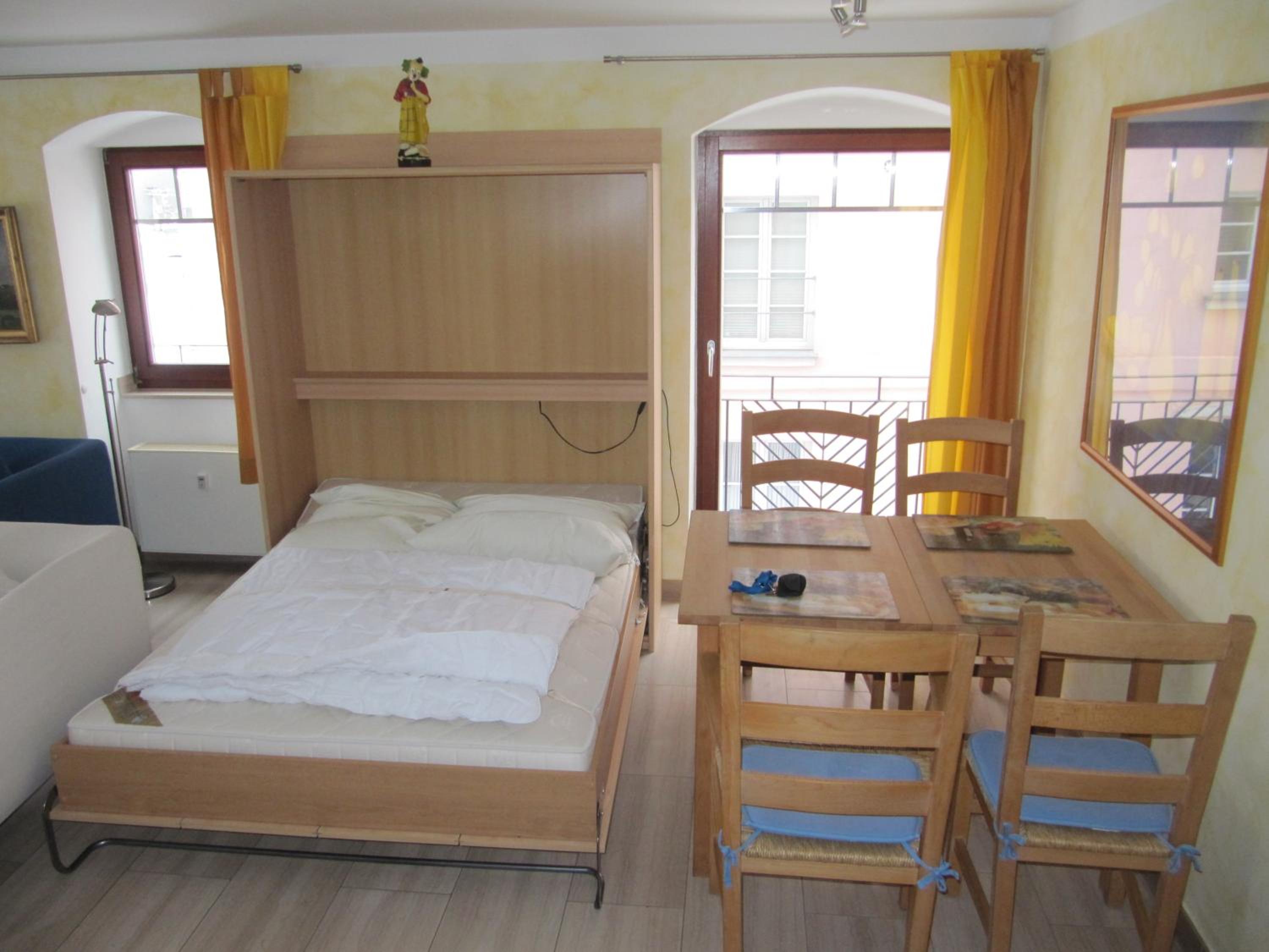 Apartment with Lake View photo 2
