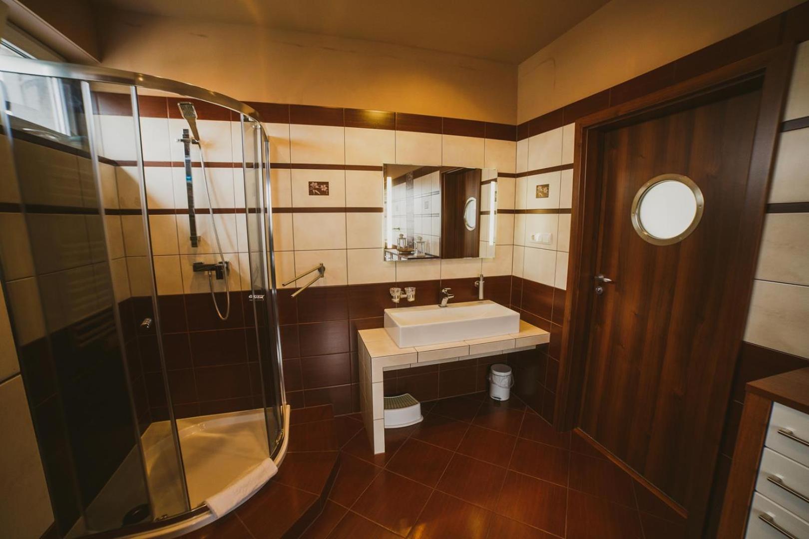 Deluxe Apartment photo 2