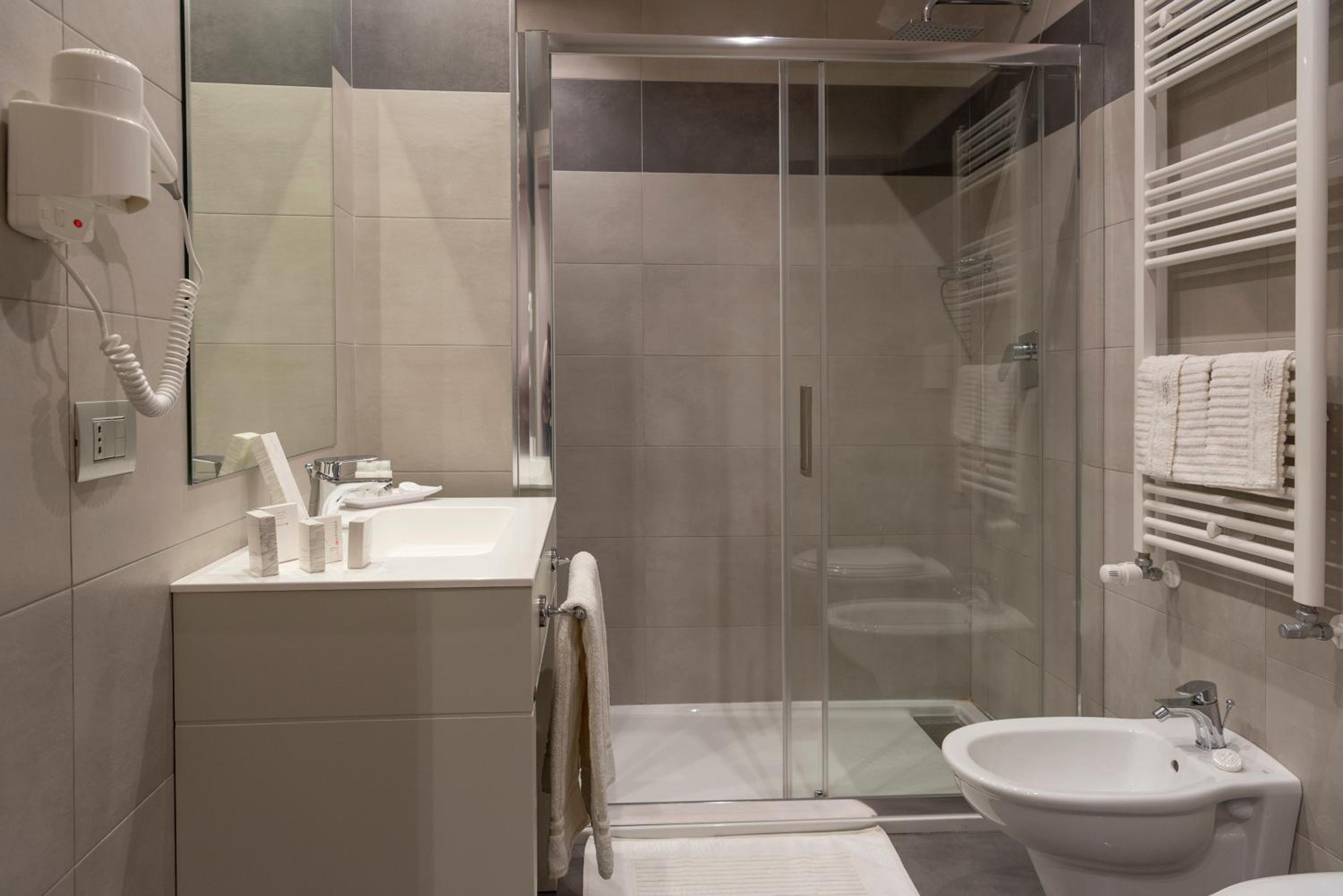 Superior Double Room with Spa Package photo 2