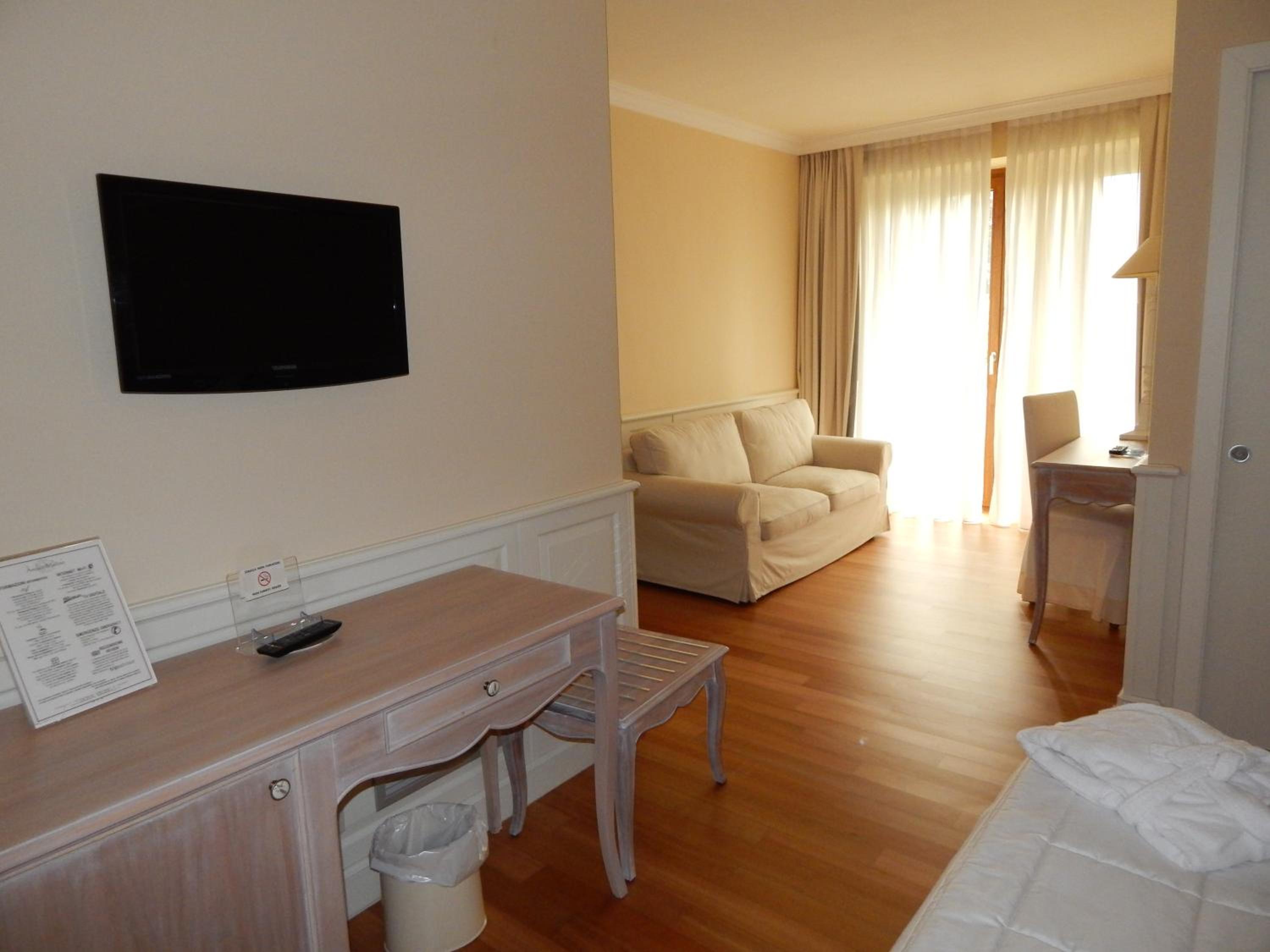 Junior Suite - Photo 7