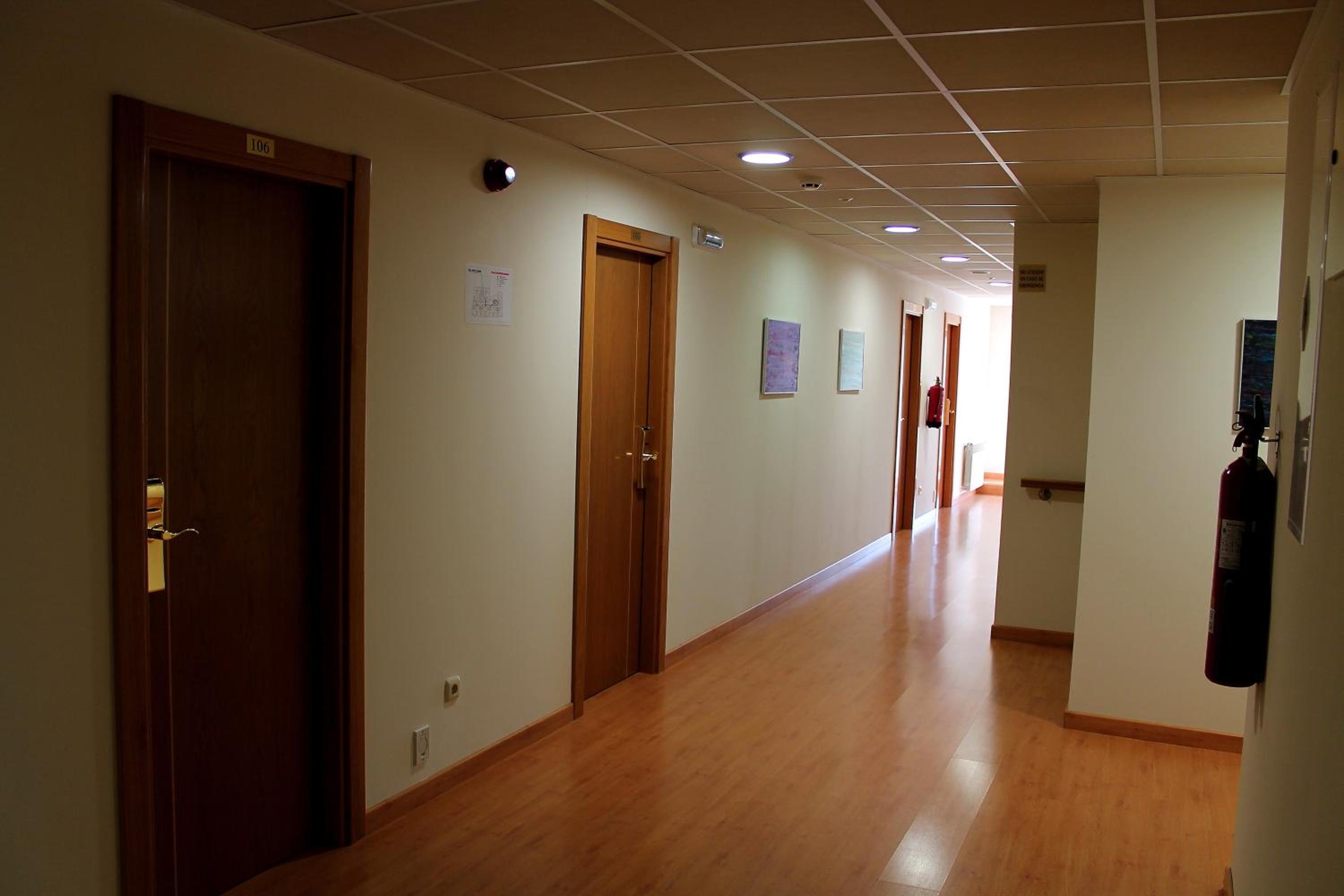Double Room - Photo 12