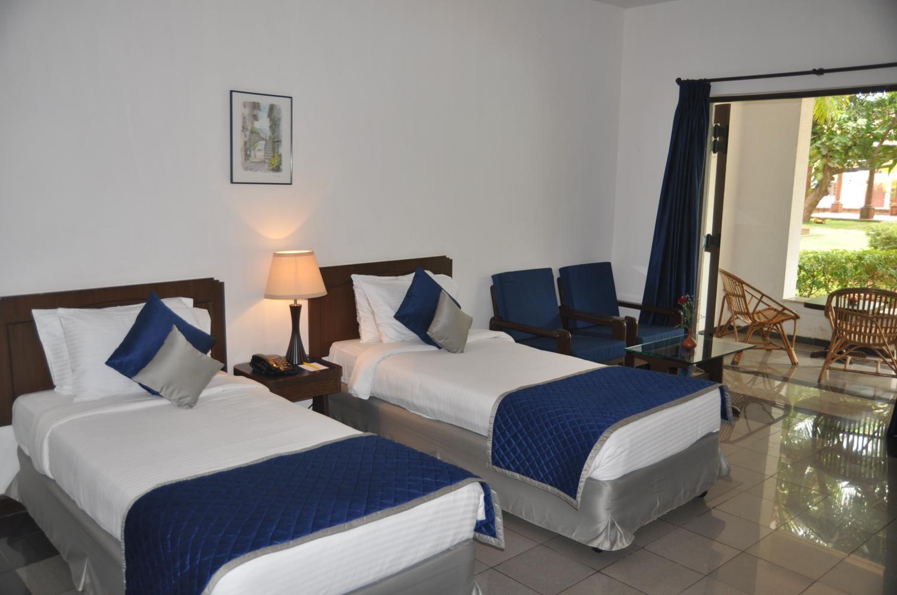 Standard Double or Twin Room - Photo 1