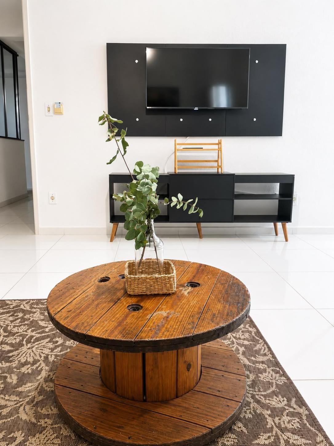 Family Room photo 2