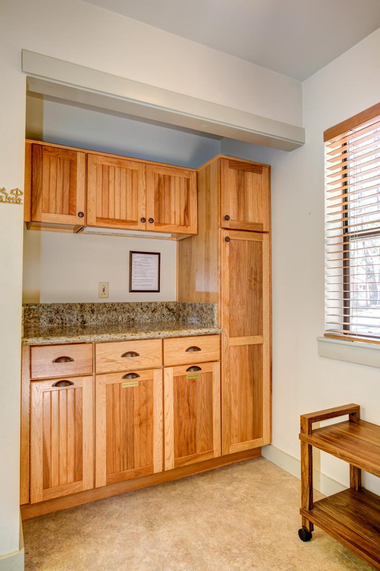 Four-Bedroom House photo 2