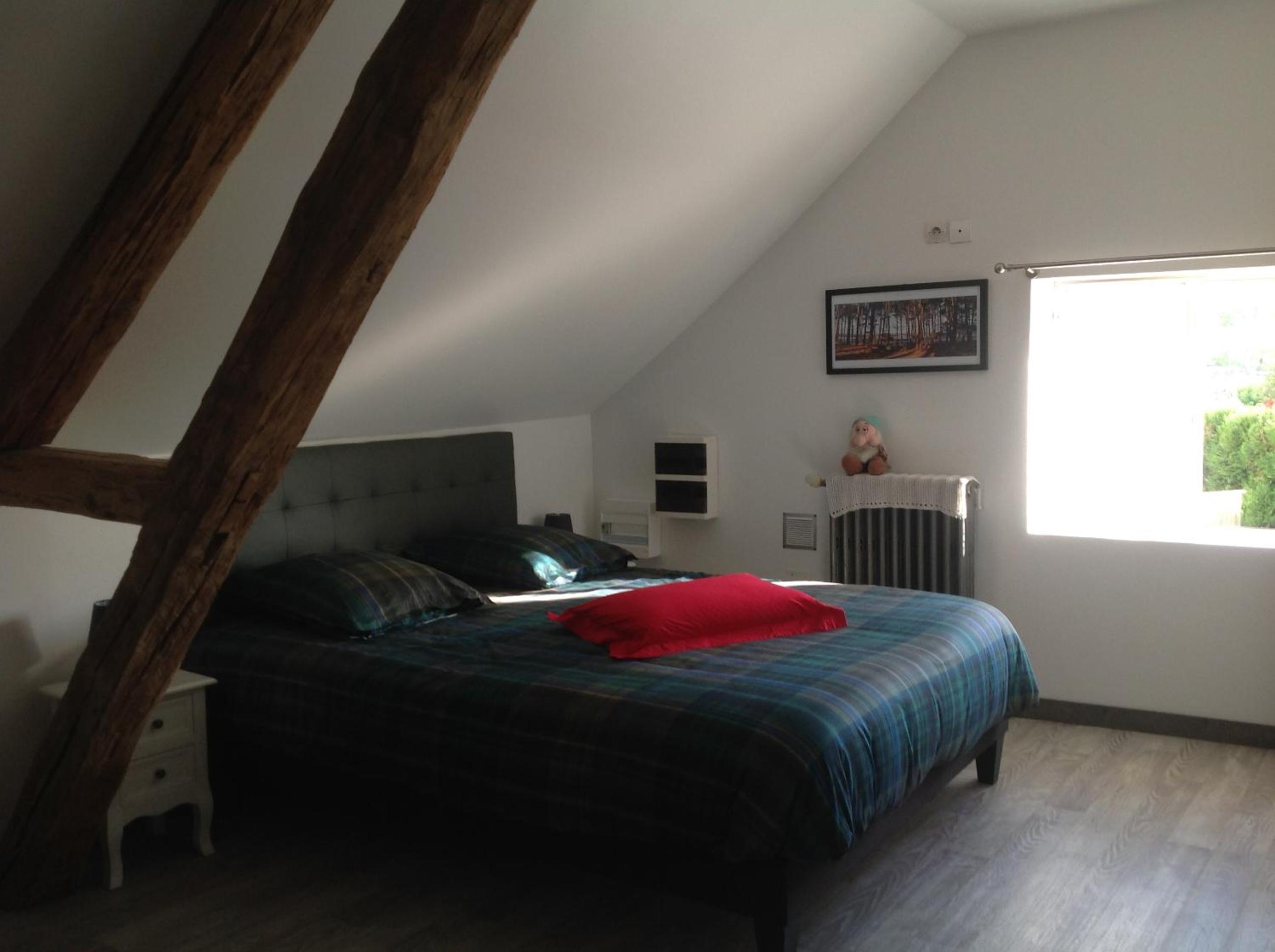 Double Room - Photo 5