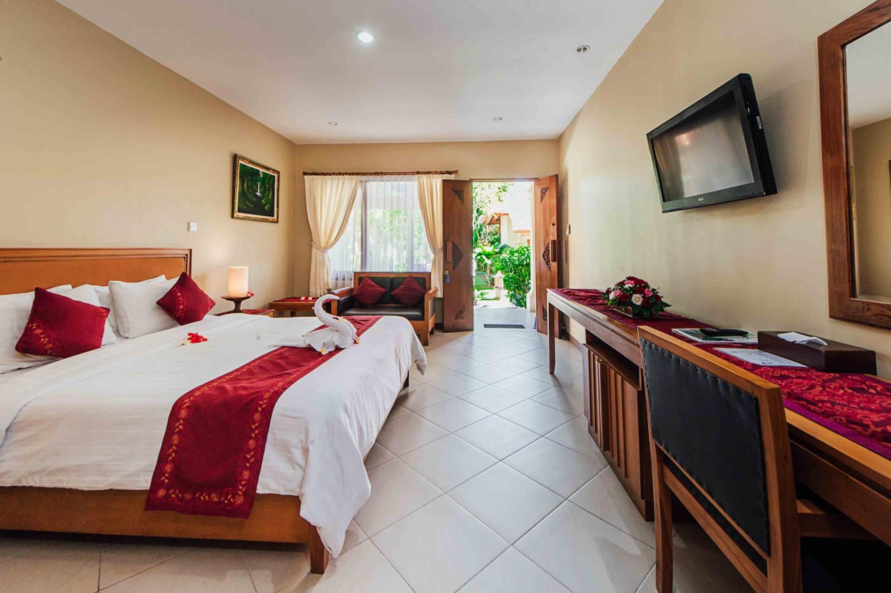 Grand Deluxe Double or Twin Room with Terrace