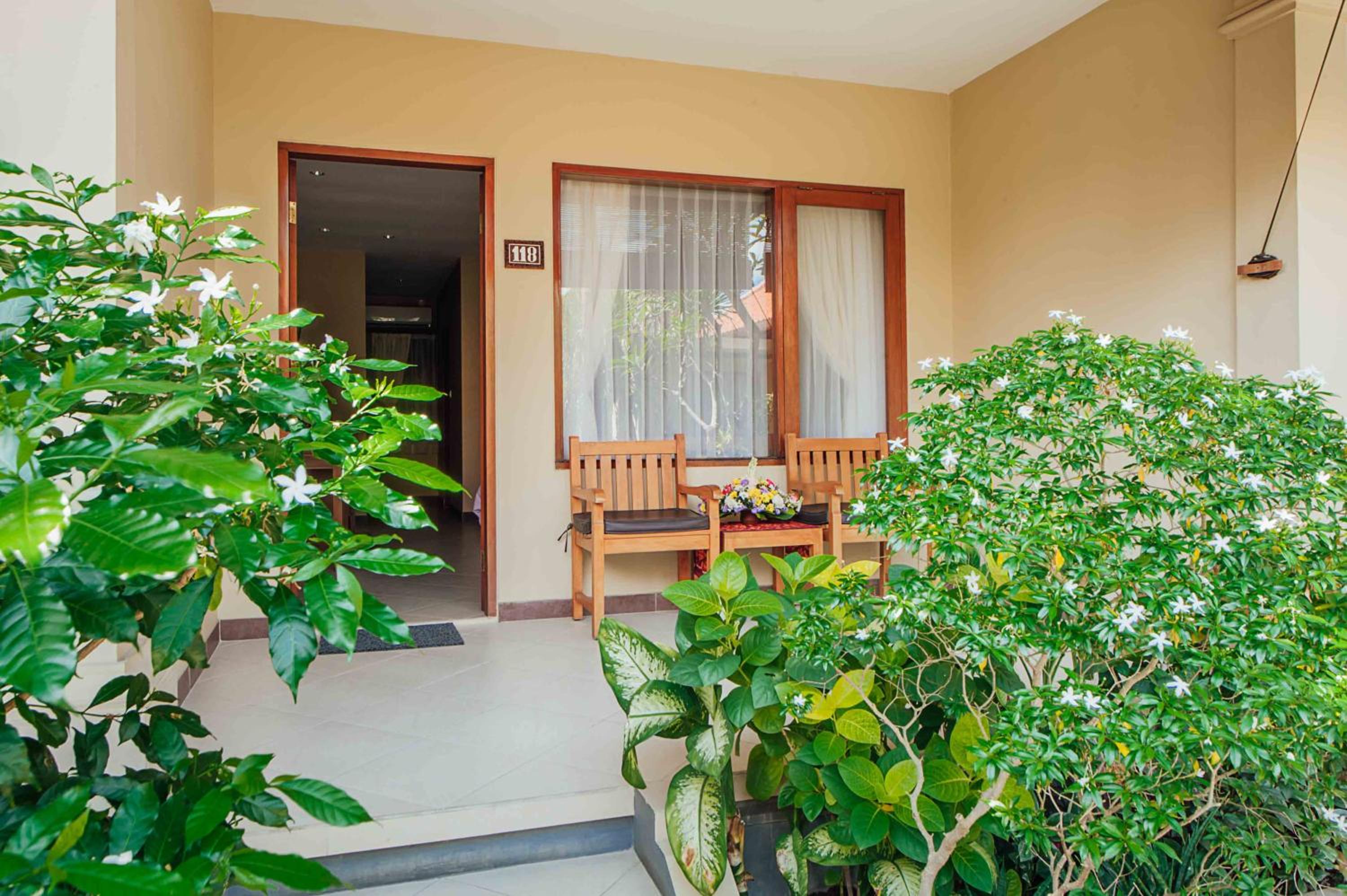 Grand Deluxe Double or Twin Room with Terrace