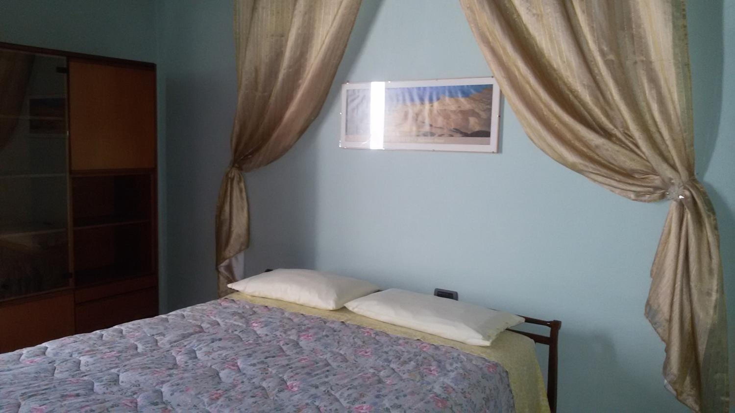 Double or Twin Room with Private Bathroom photo 1