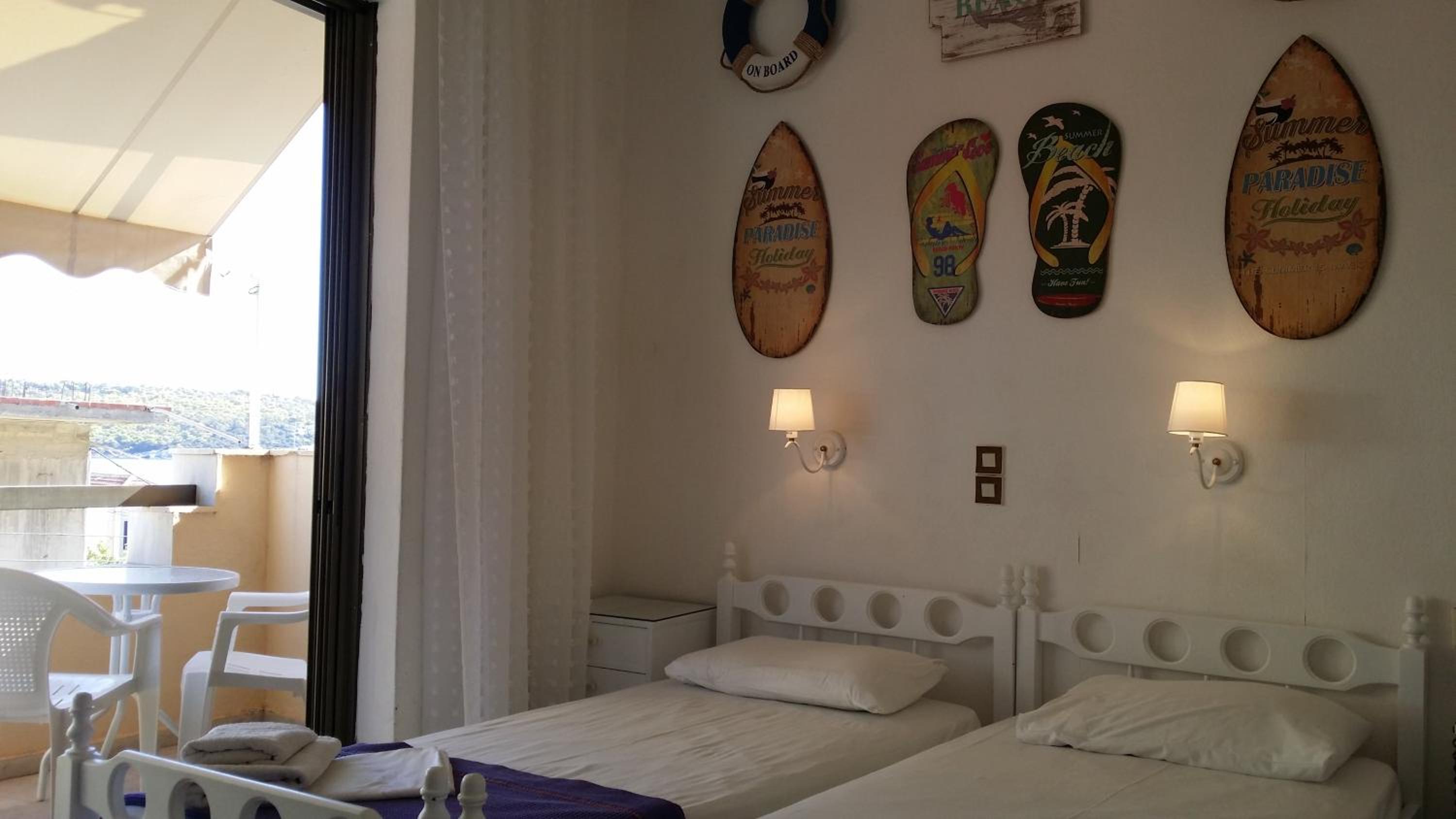 Double or Twin Room - Photo 3