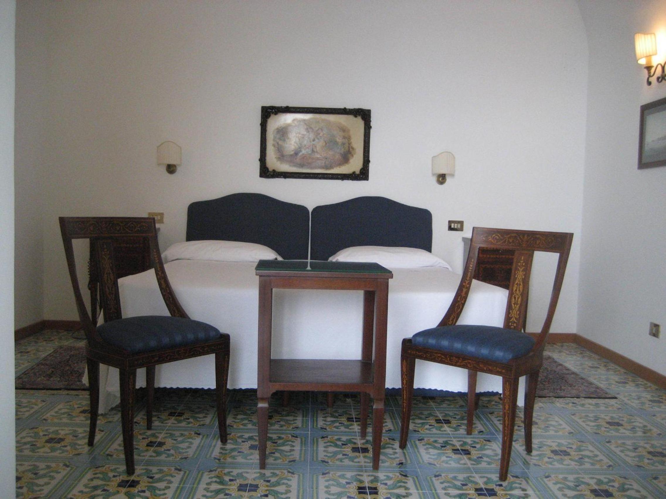Standard Double Room with Sea View - Photo 3