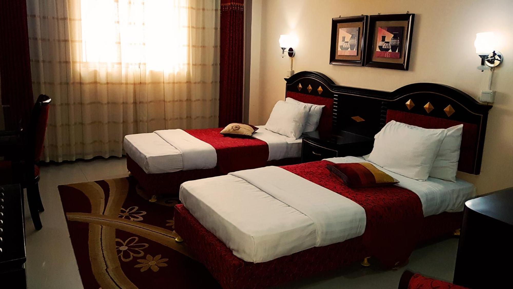 Family Suite - Photo 6