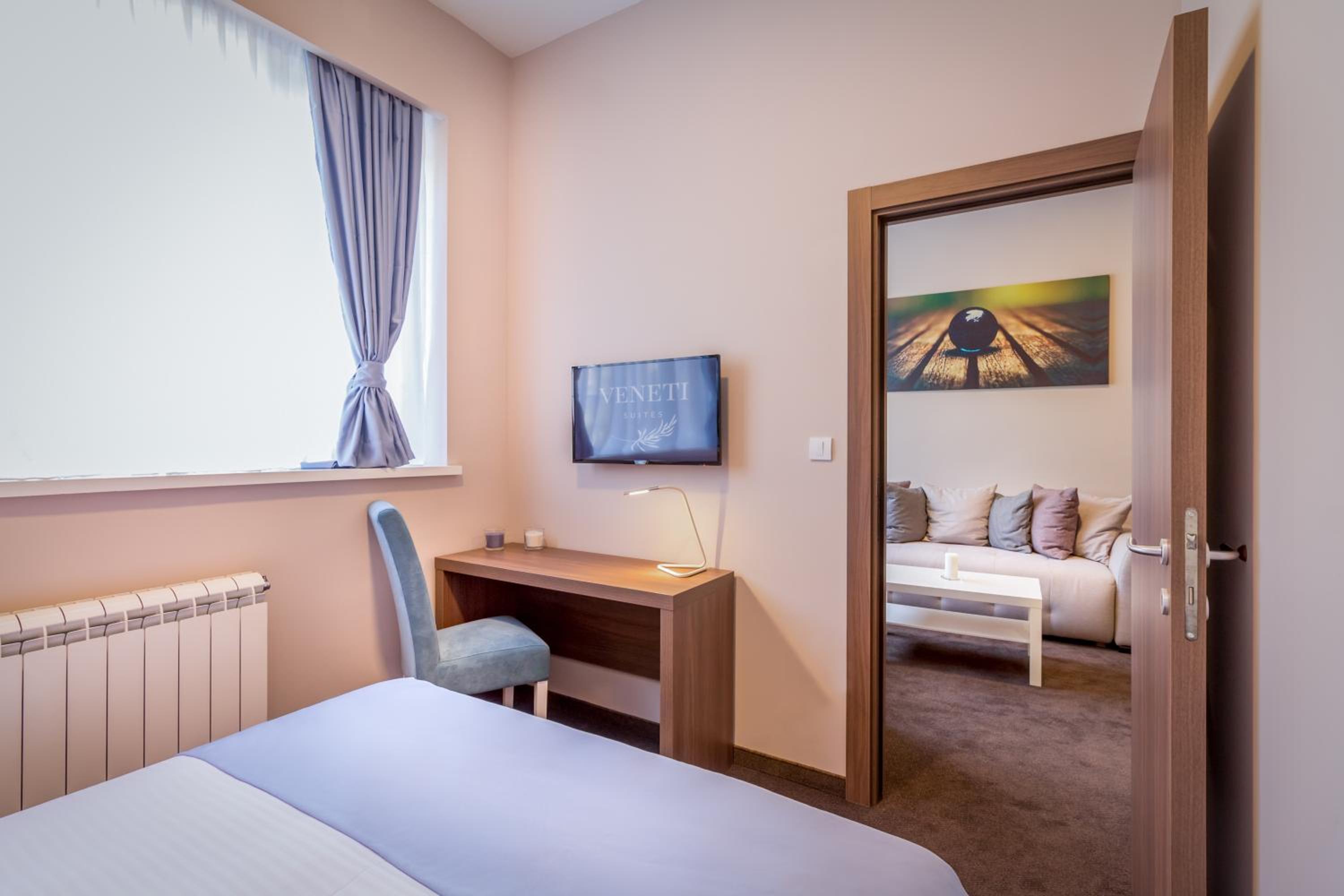 One-Bedroom Suite photo 2