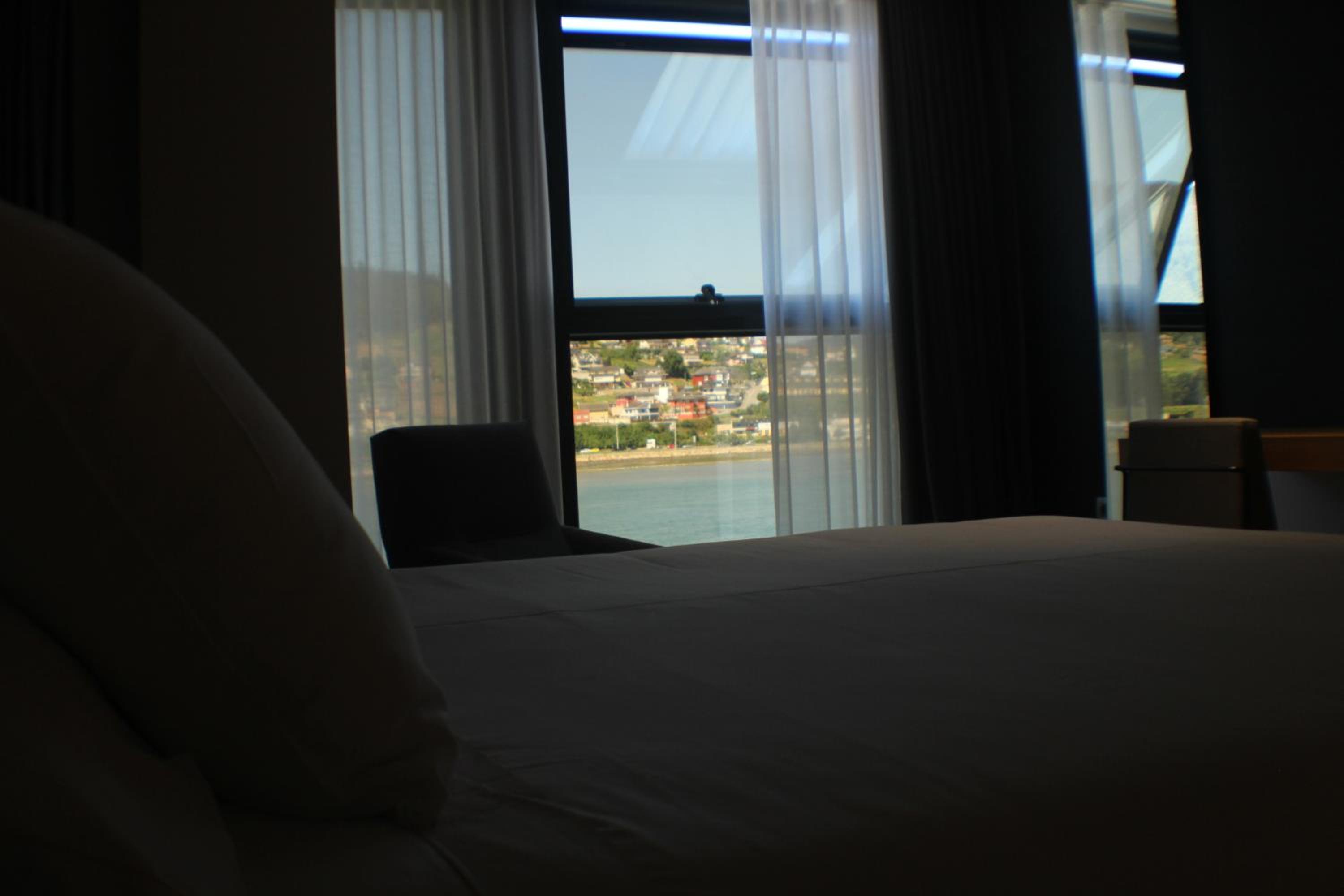 Double or Twin Room with Sea View - Photo 11