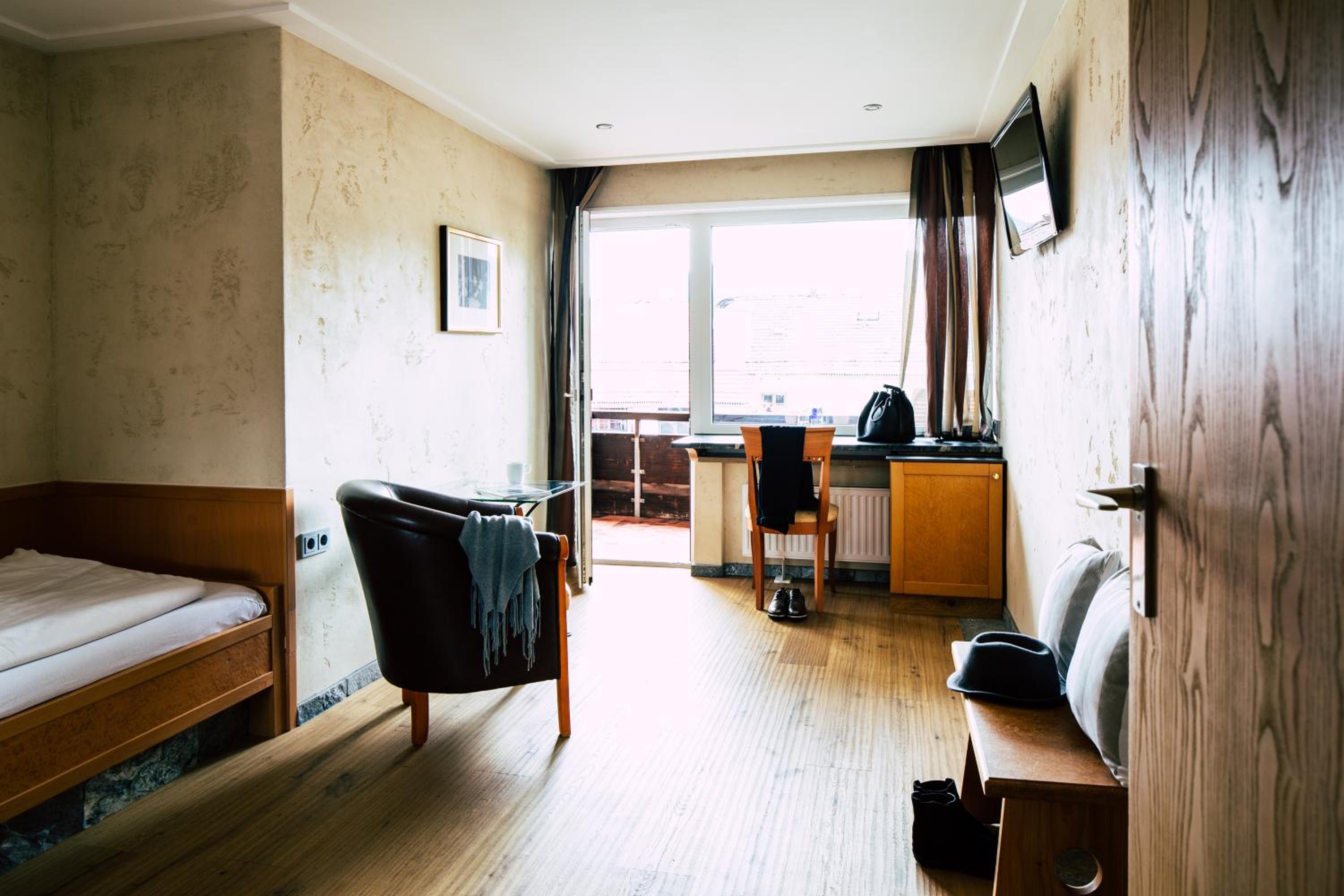 Deluxe Single Room