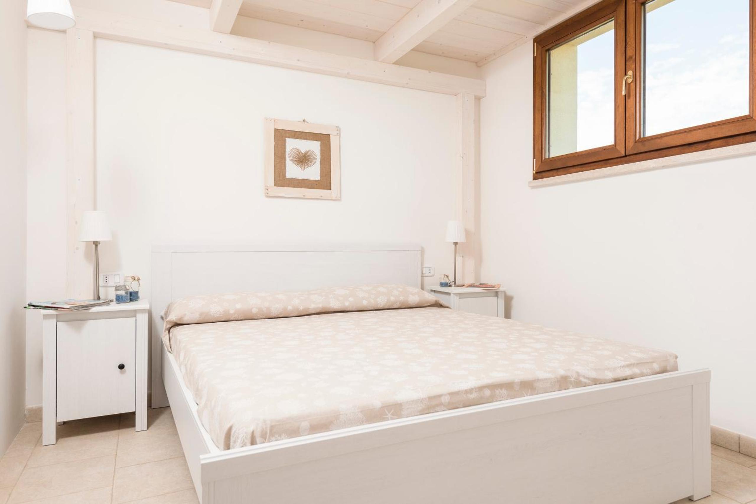 Two-Bedroom Apartment - Photo 6
