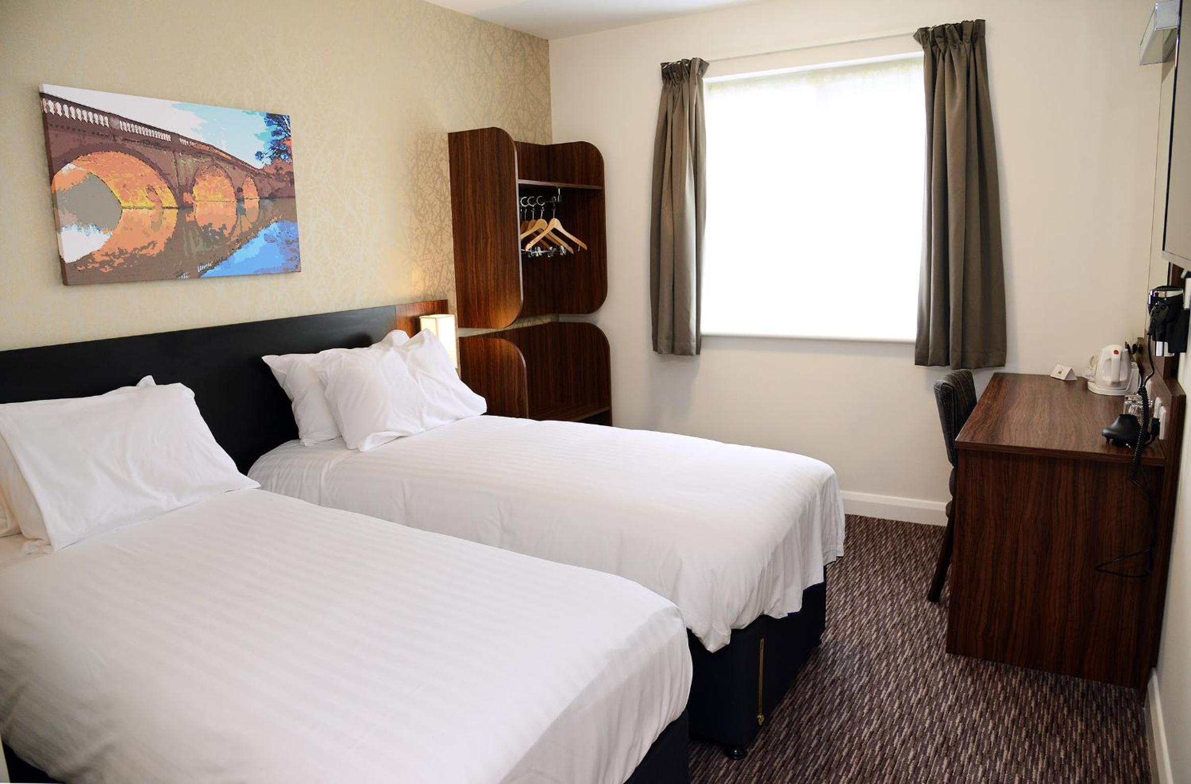 Double or Twin Room photo 2