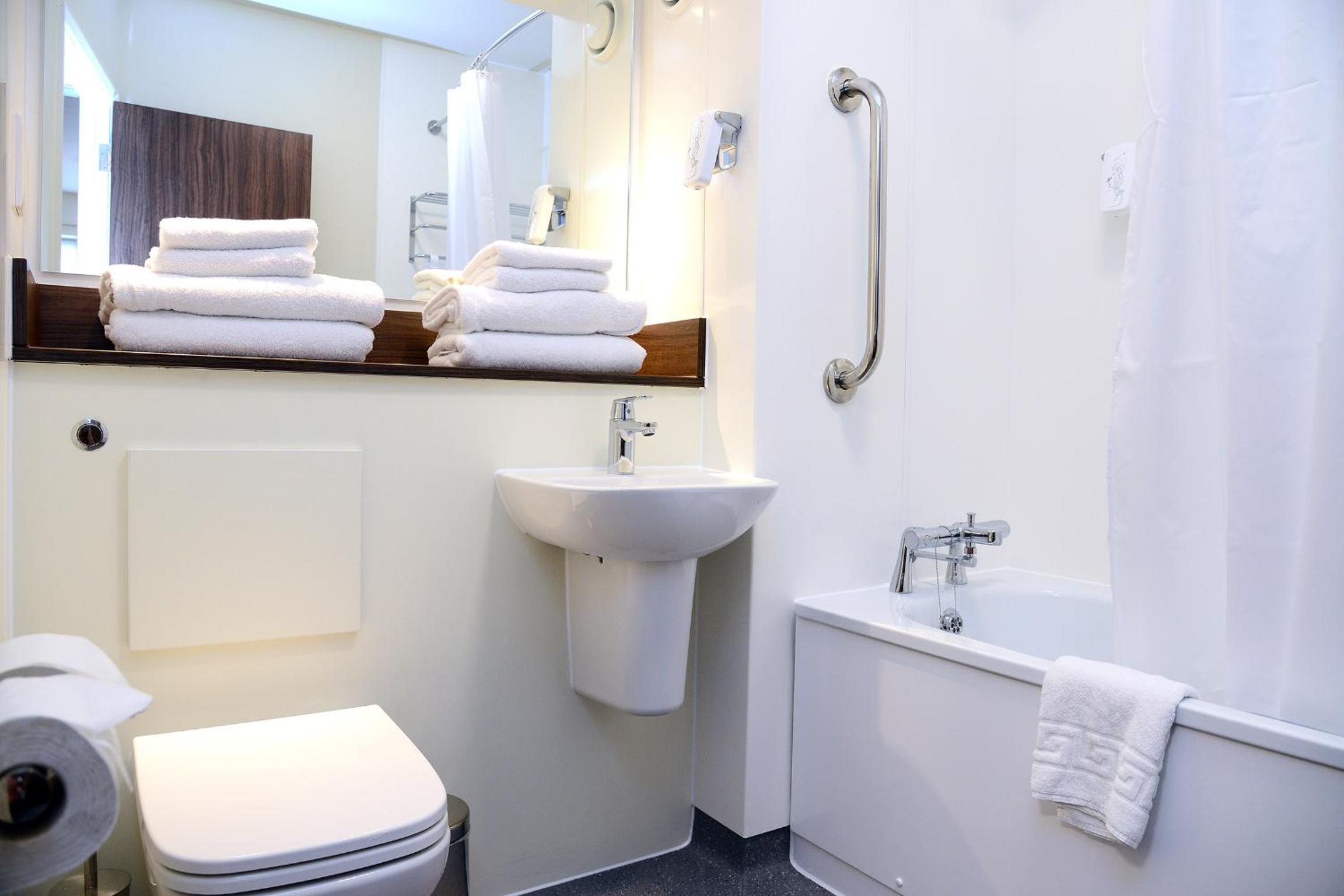 Double or Twin Room photo 3