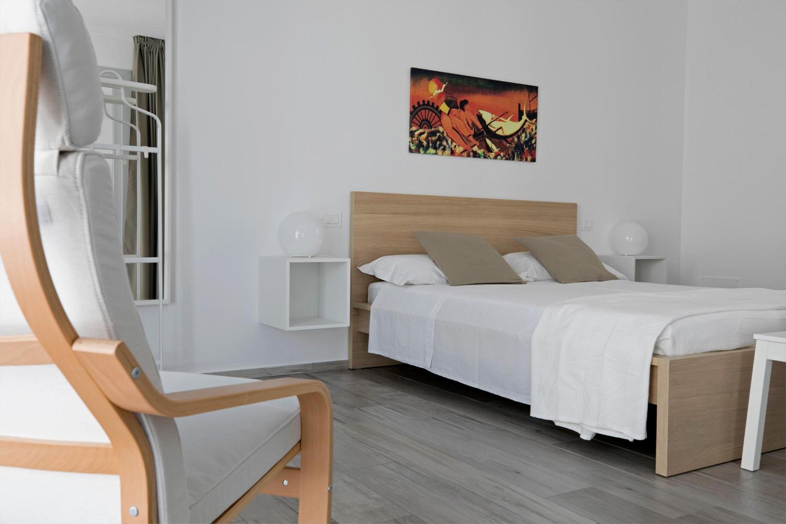 Two-Bedroom Apartment with Beach Club Access photo 2