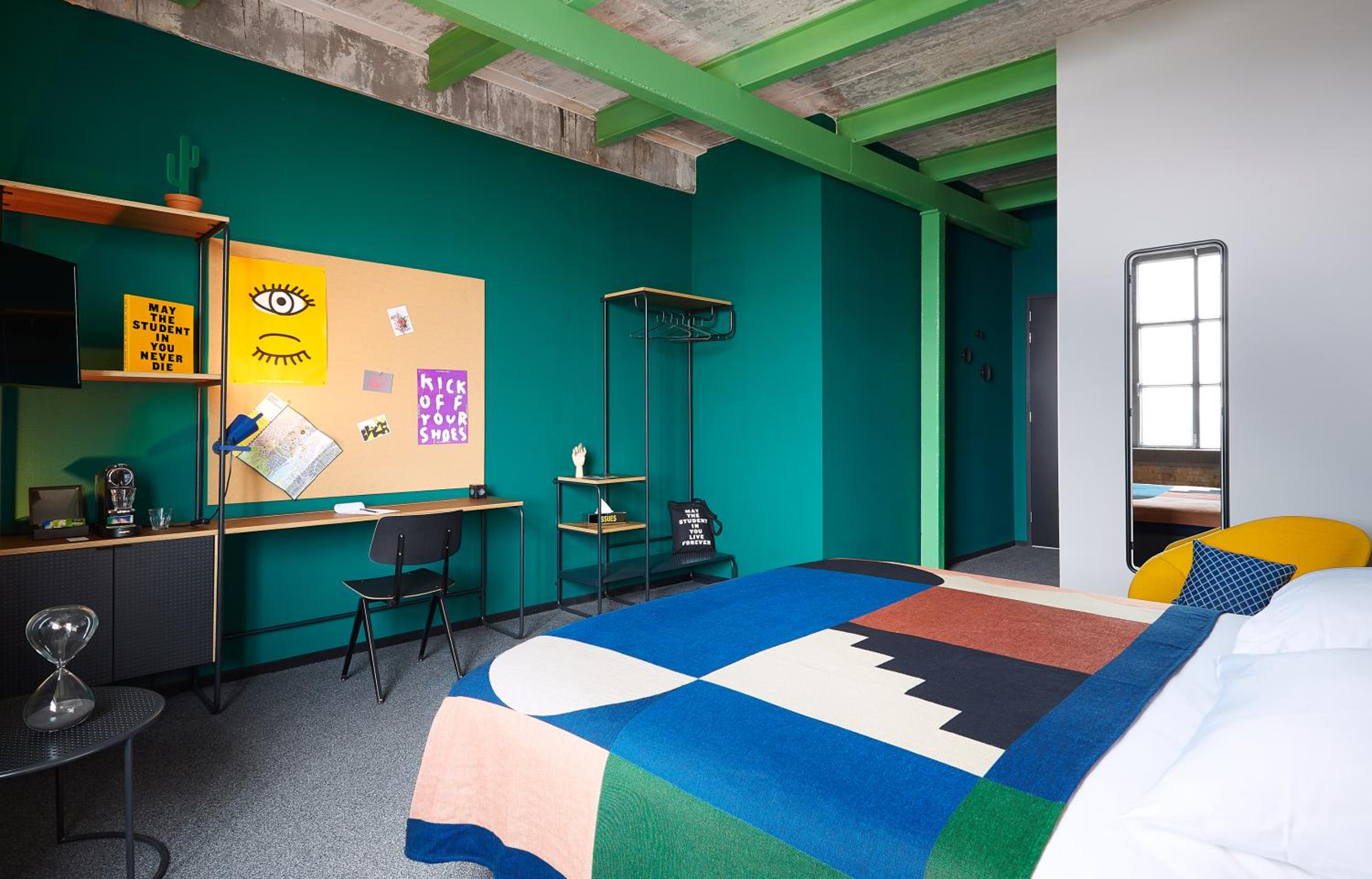 Deluxe King Room photo 2