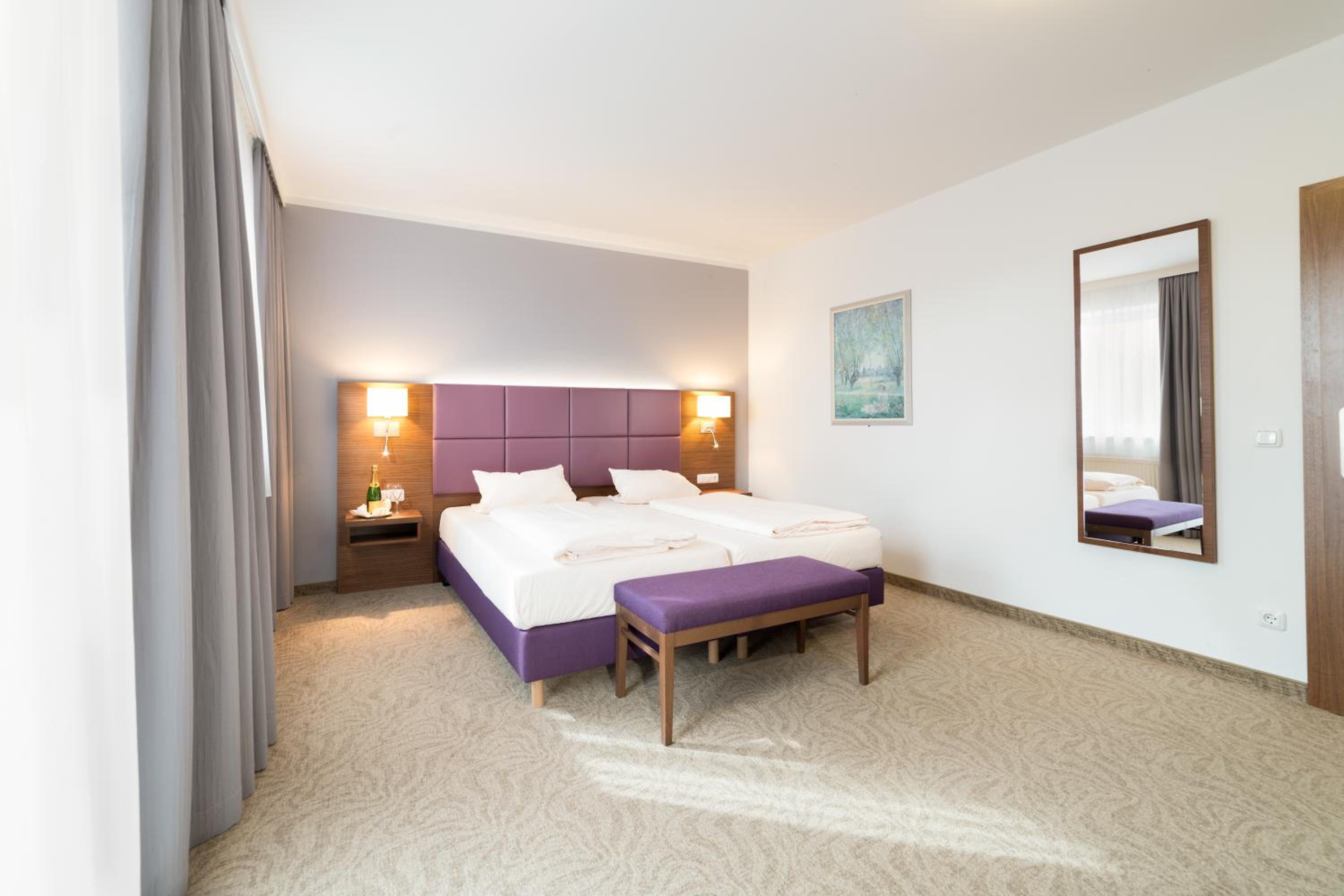 Double Room - Photo 4
