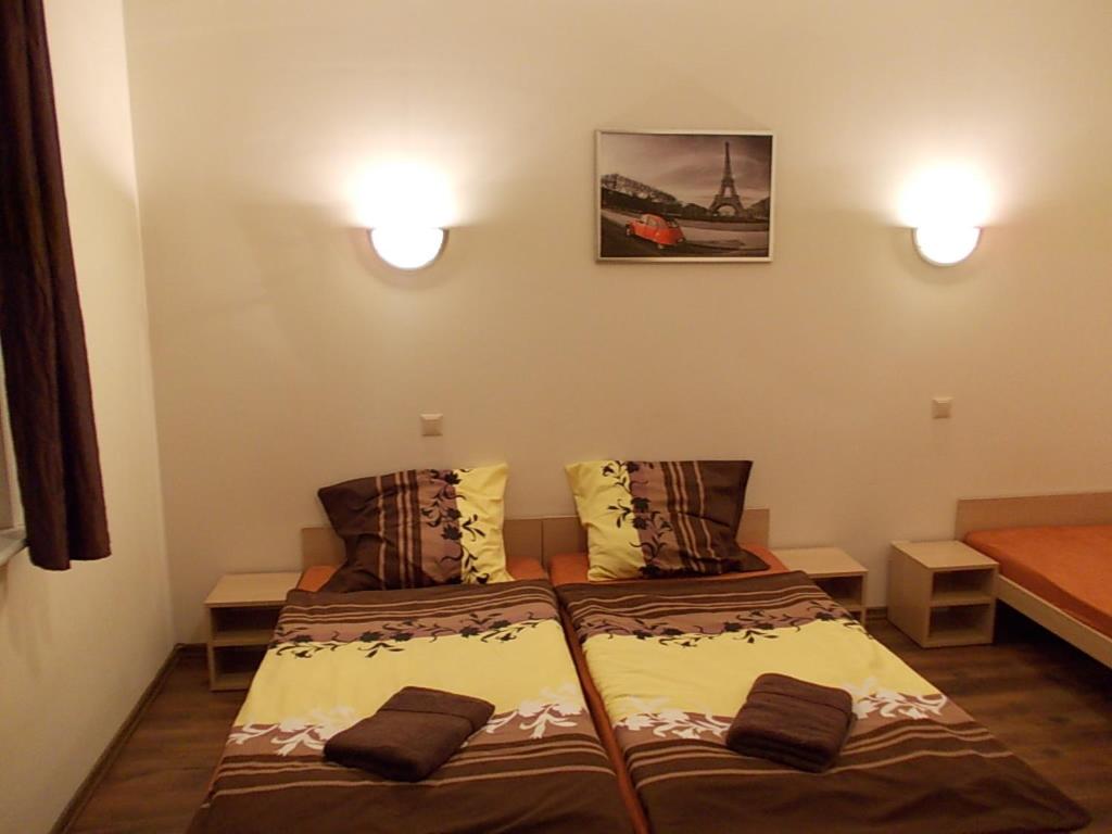 Double or Twin Room photo 1