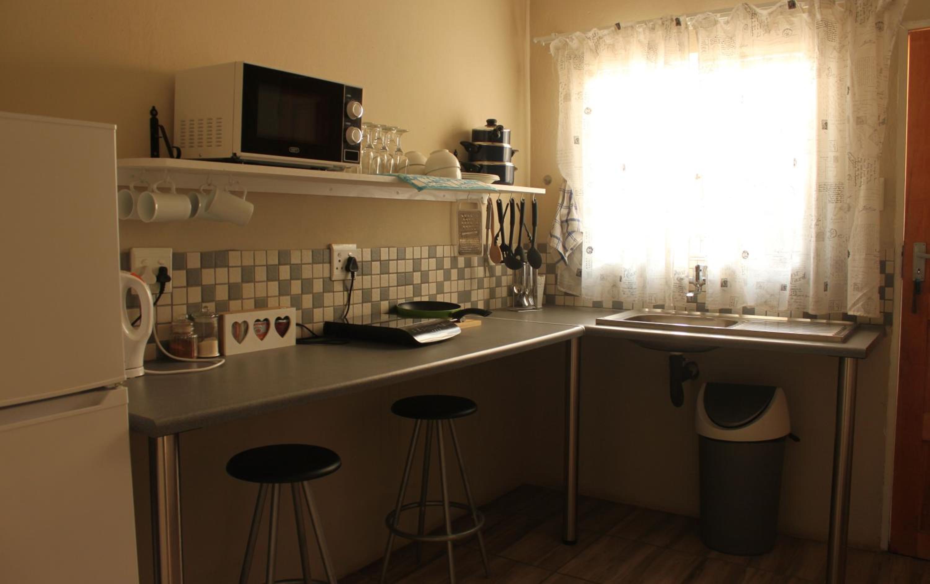 Self-catering Double Room - Photo 6