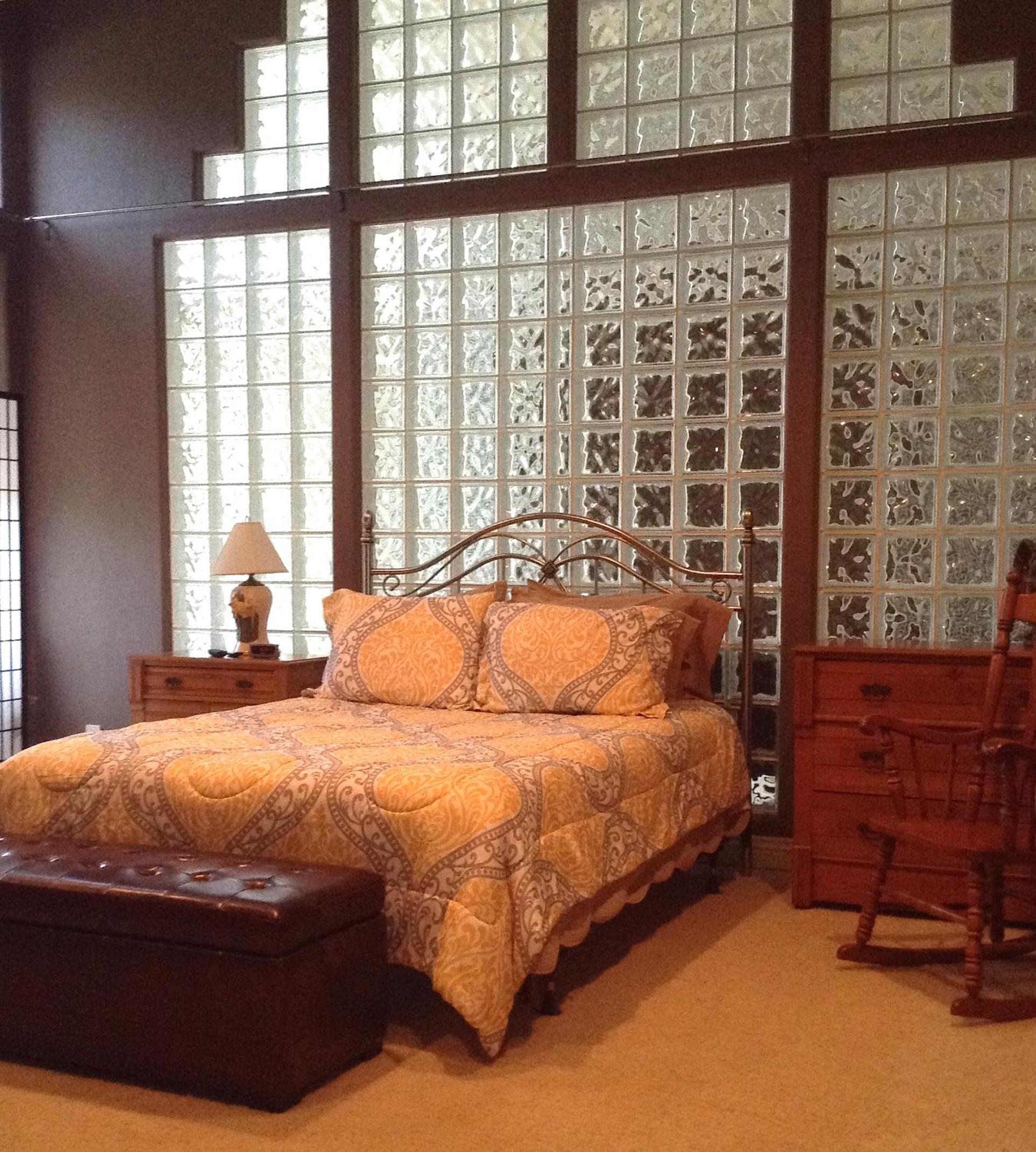 Deluxe King Suite photo 3