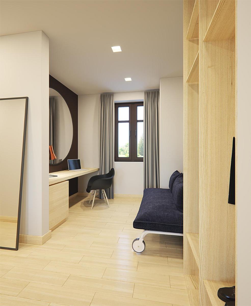 One-Bedroom Apartment photo 3