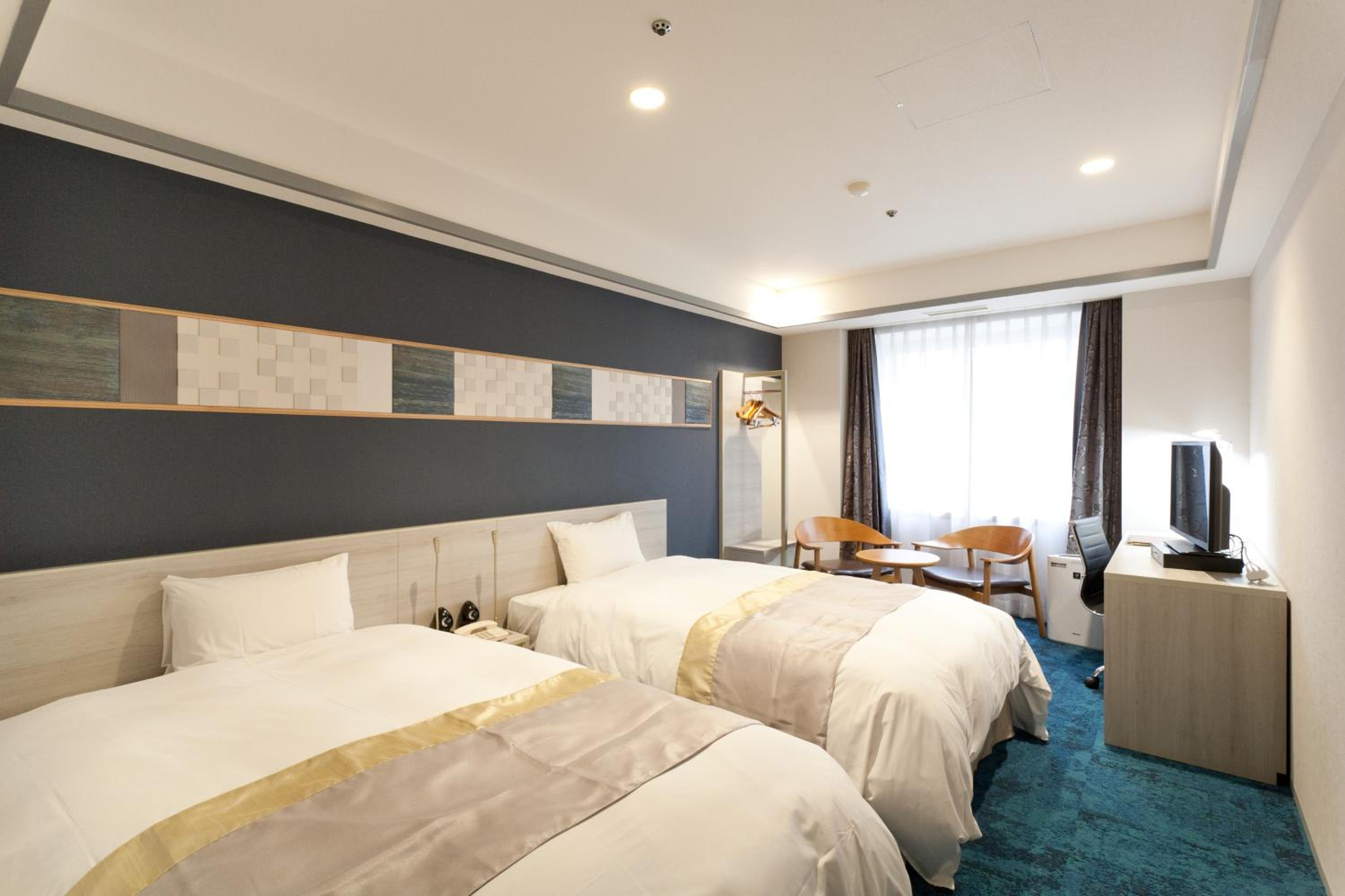 Twin Room - Non-Smoking