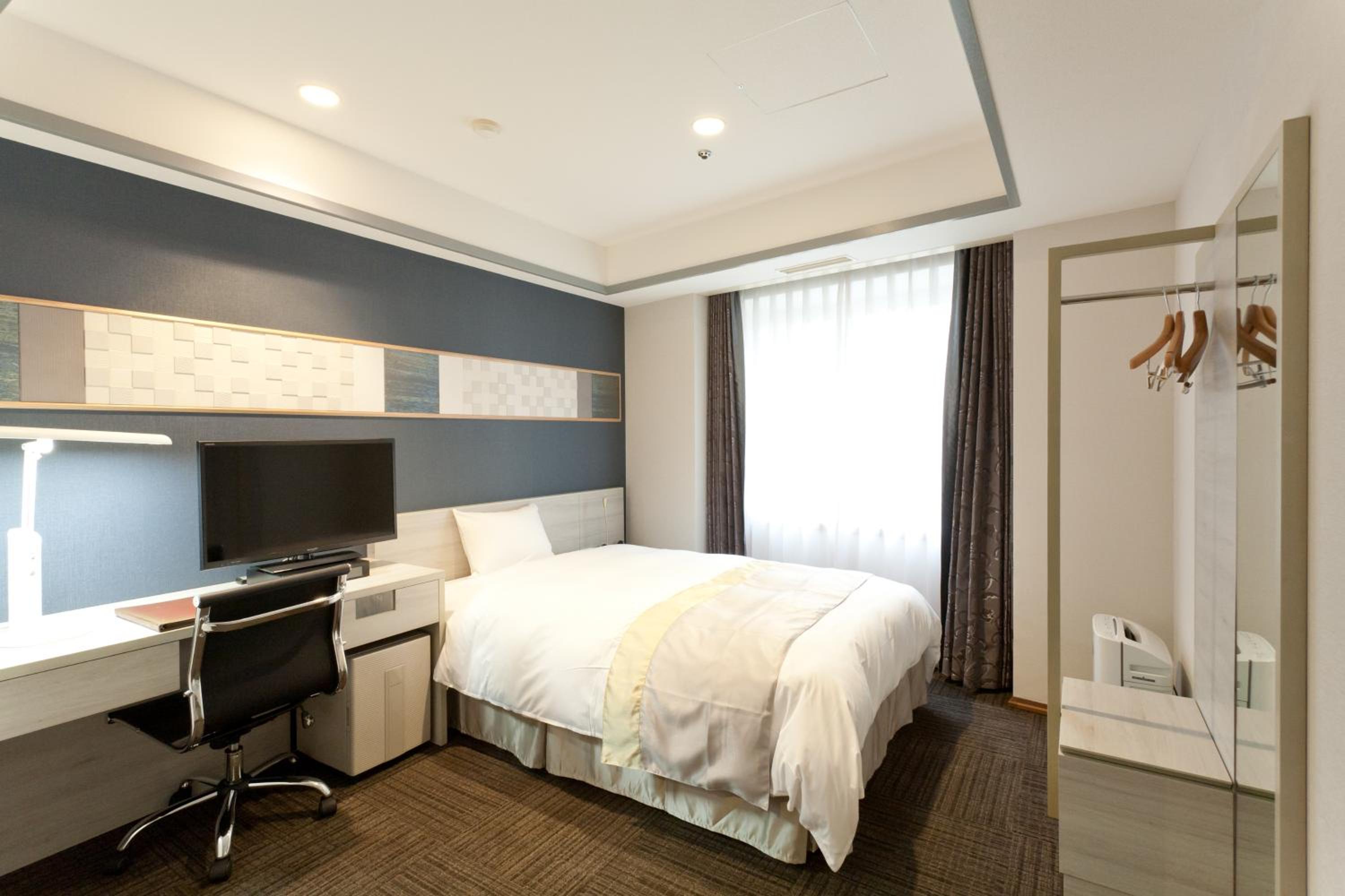Double Room with Small Double Bed - Non-Smoking