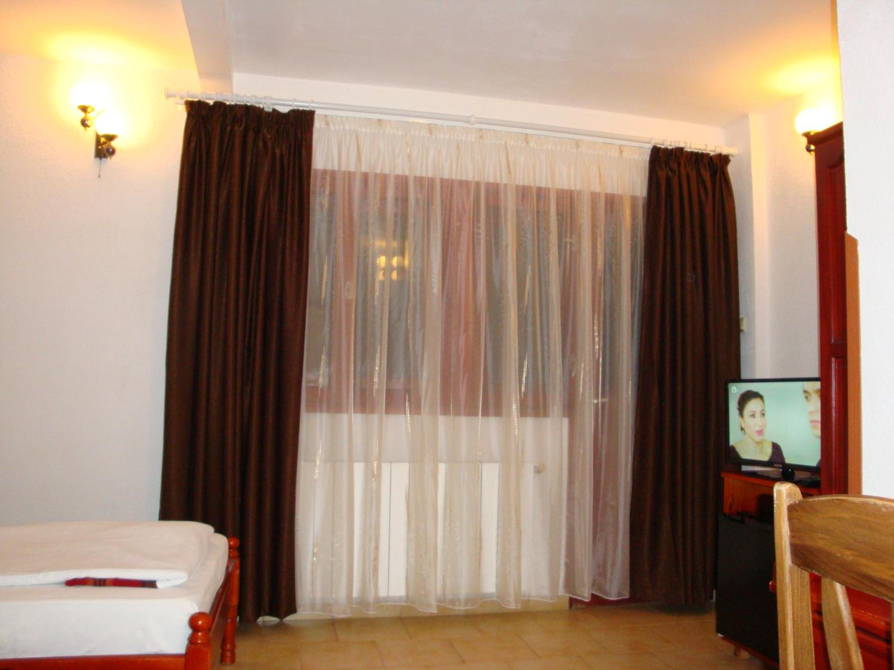 Twin Room with Balcony photo 2