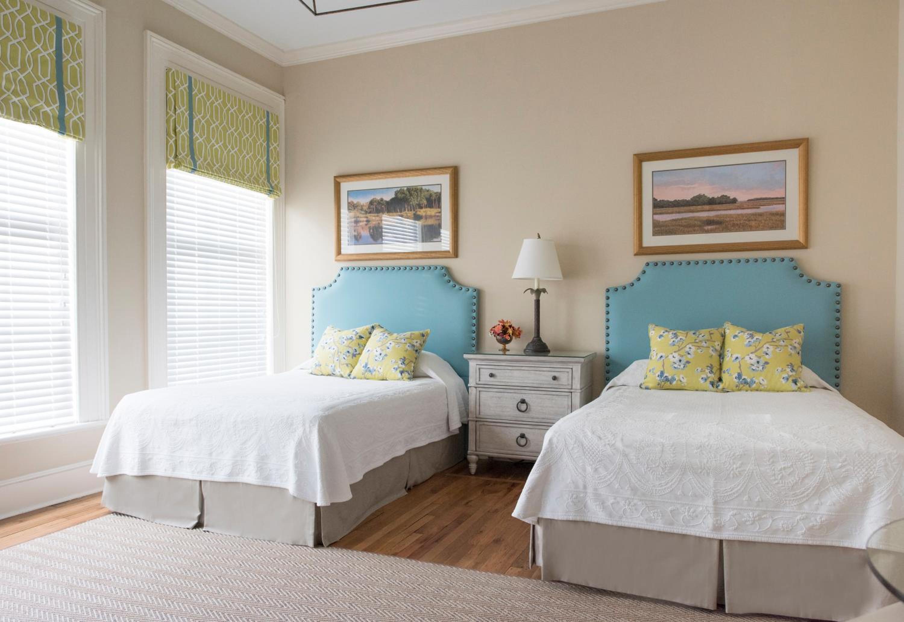 Standard Double Room with Two Double Beds photo 1