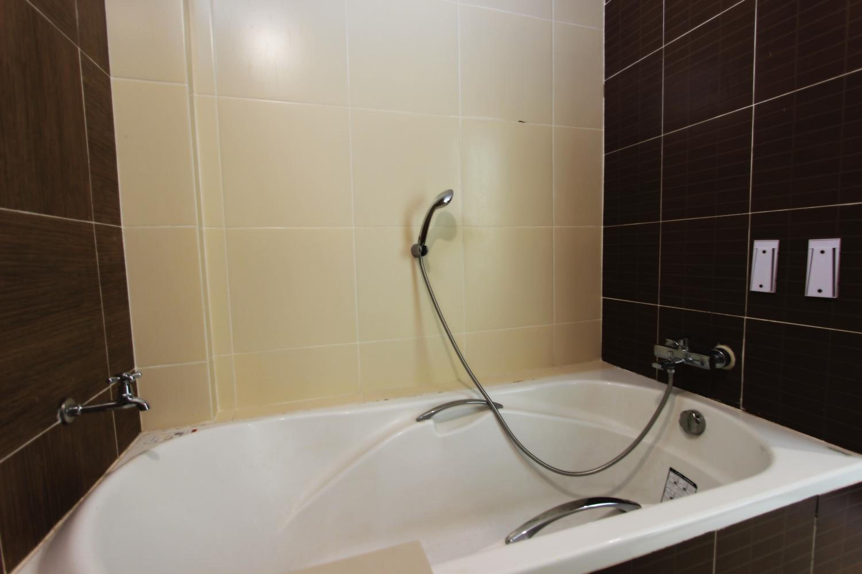 Triple Room with Private Bathroom photo 2