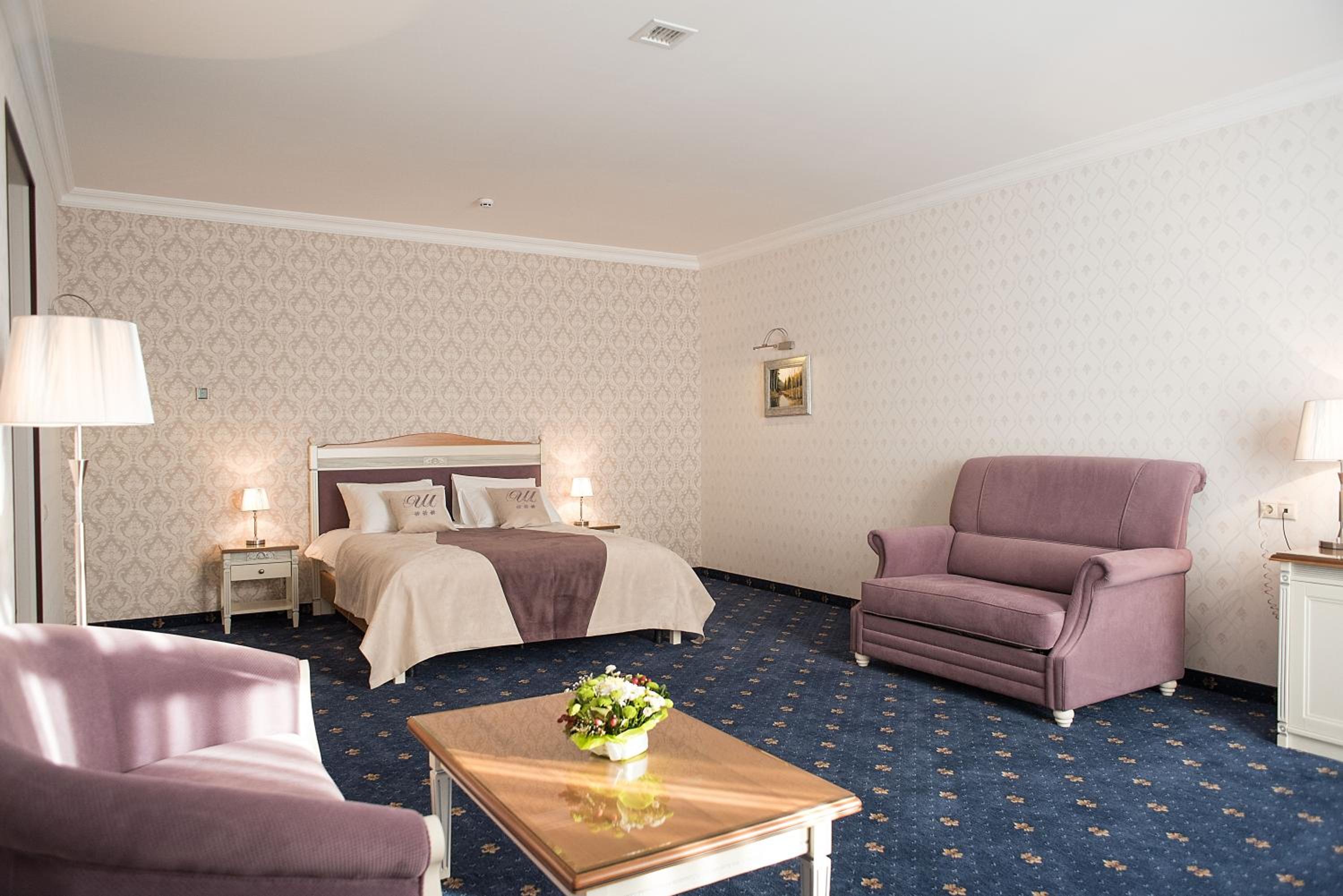 Deluxe Double Room with Extra Bed photo 1
