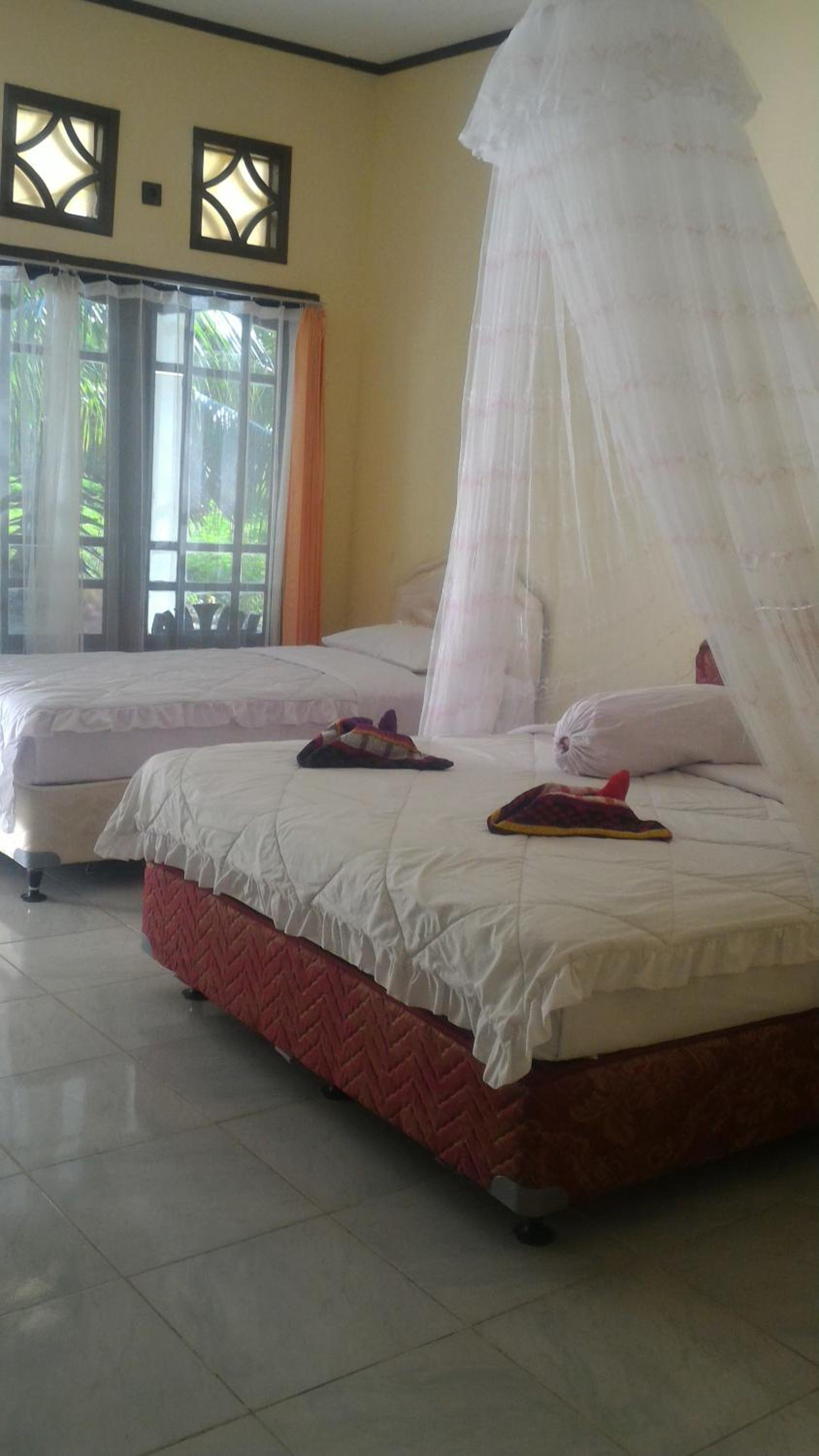 Standard Triple Room - Photo 2