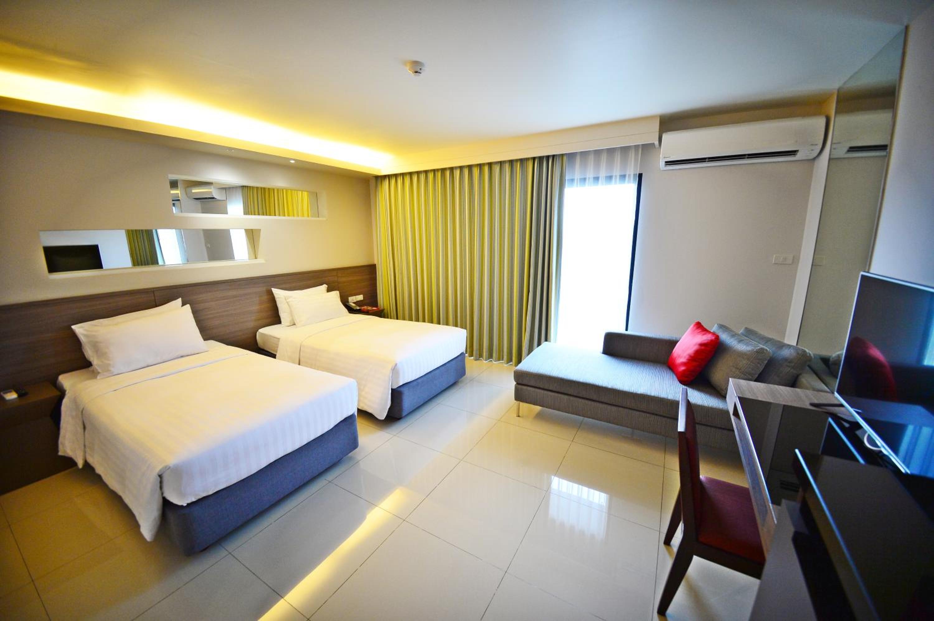 Deluxe Double Room photo 2