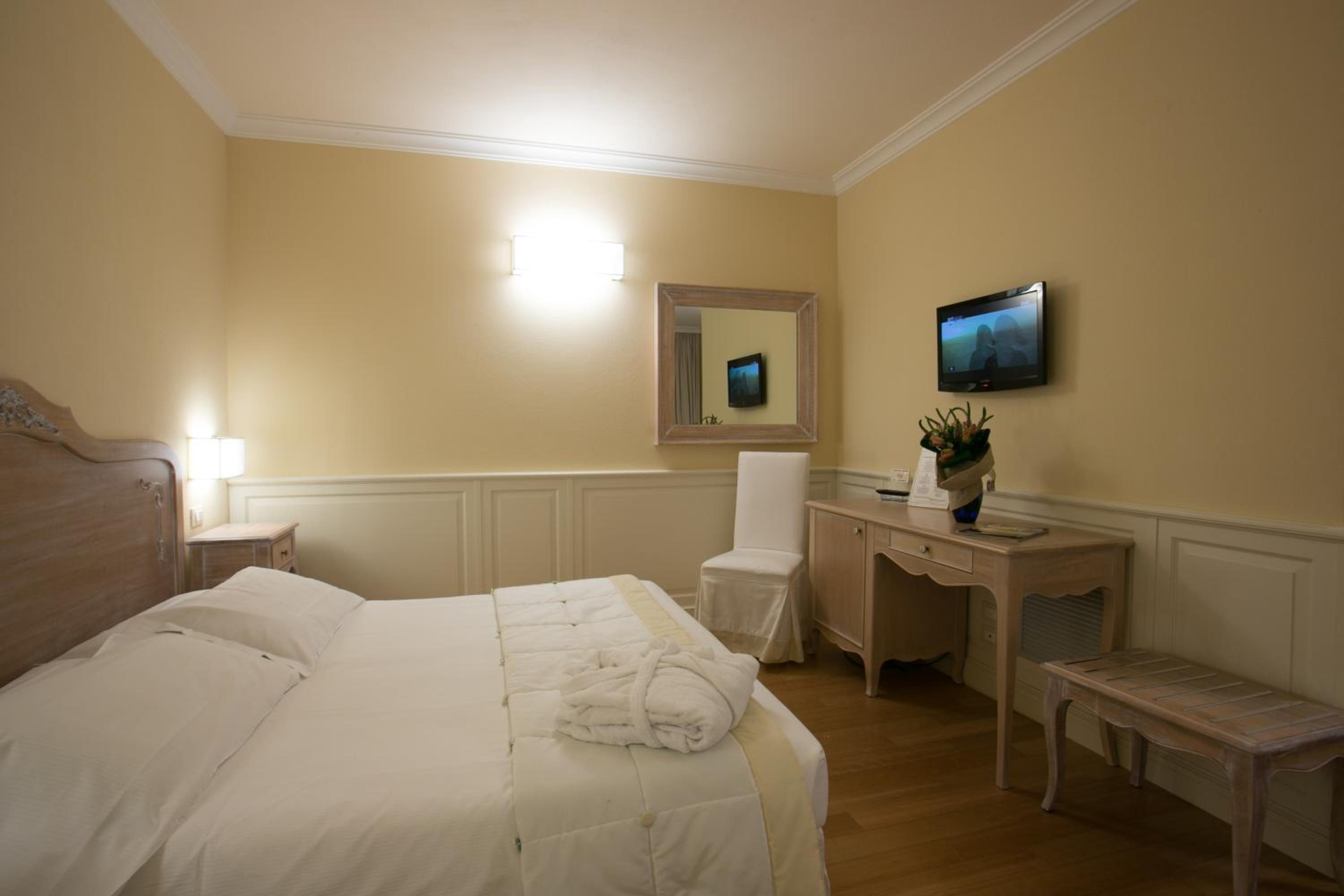 Junior Suite - Photo 8