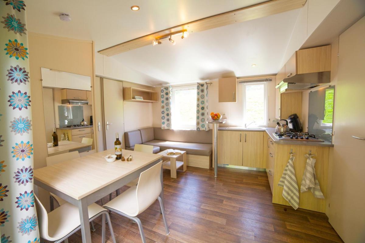 Mobil-Home Superior ( 6 adults ) photo 2