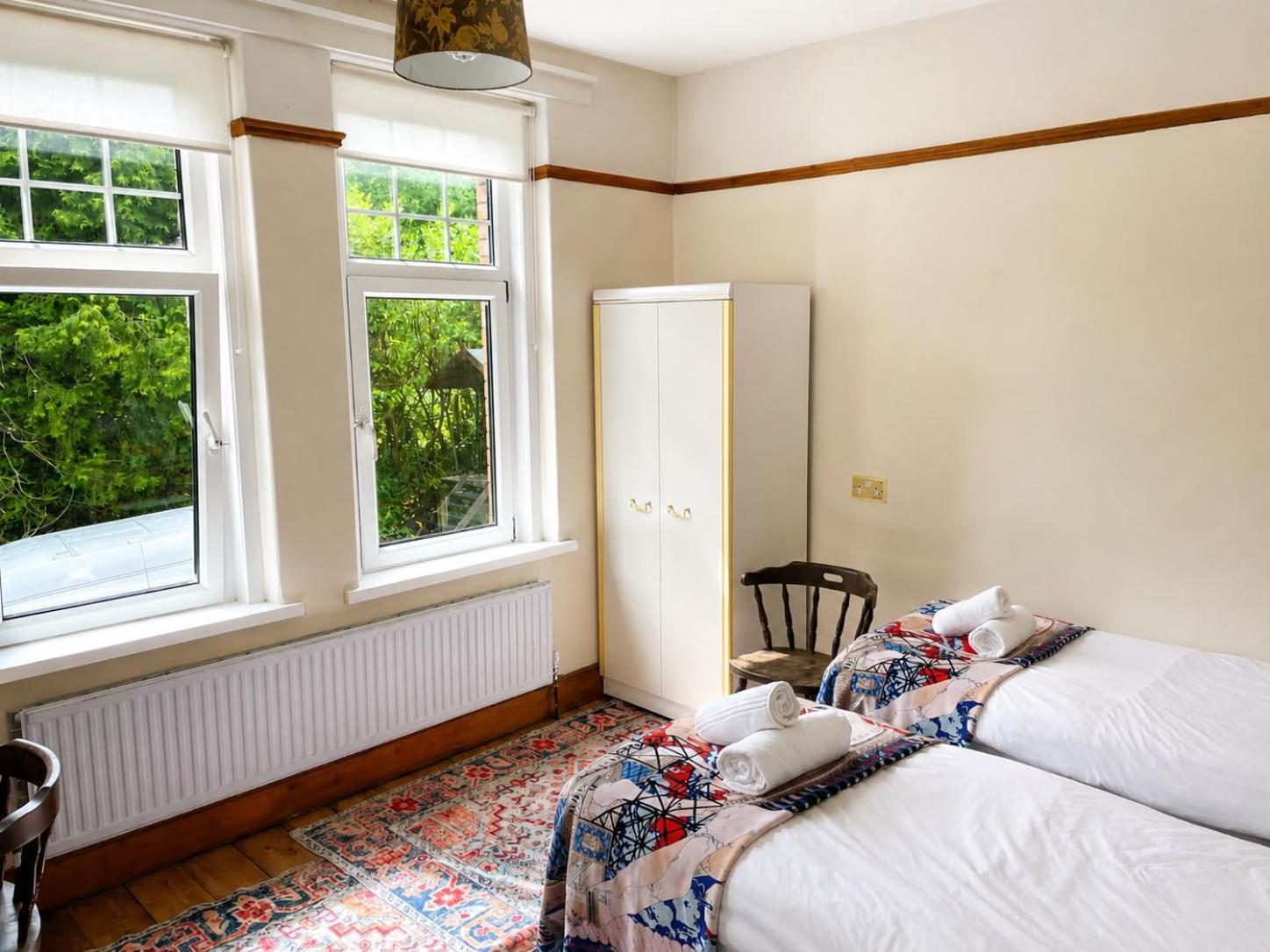 Superior Twin Room with City View