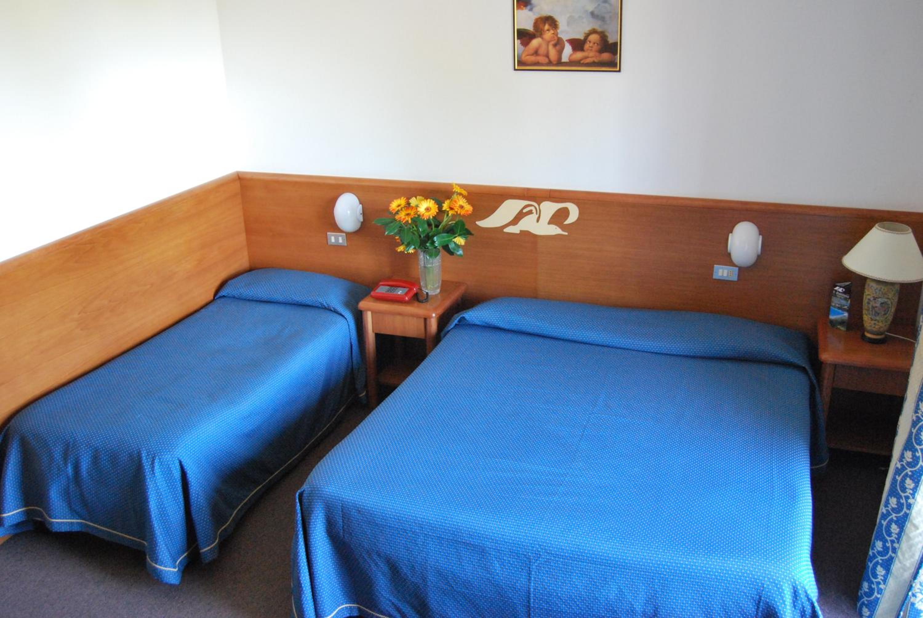 Classic Triple Room - Photo 3
